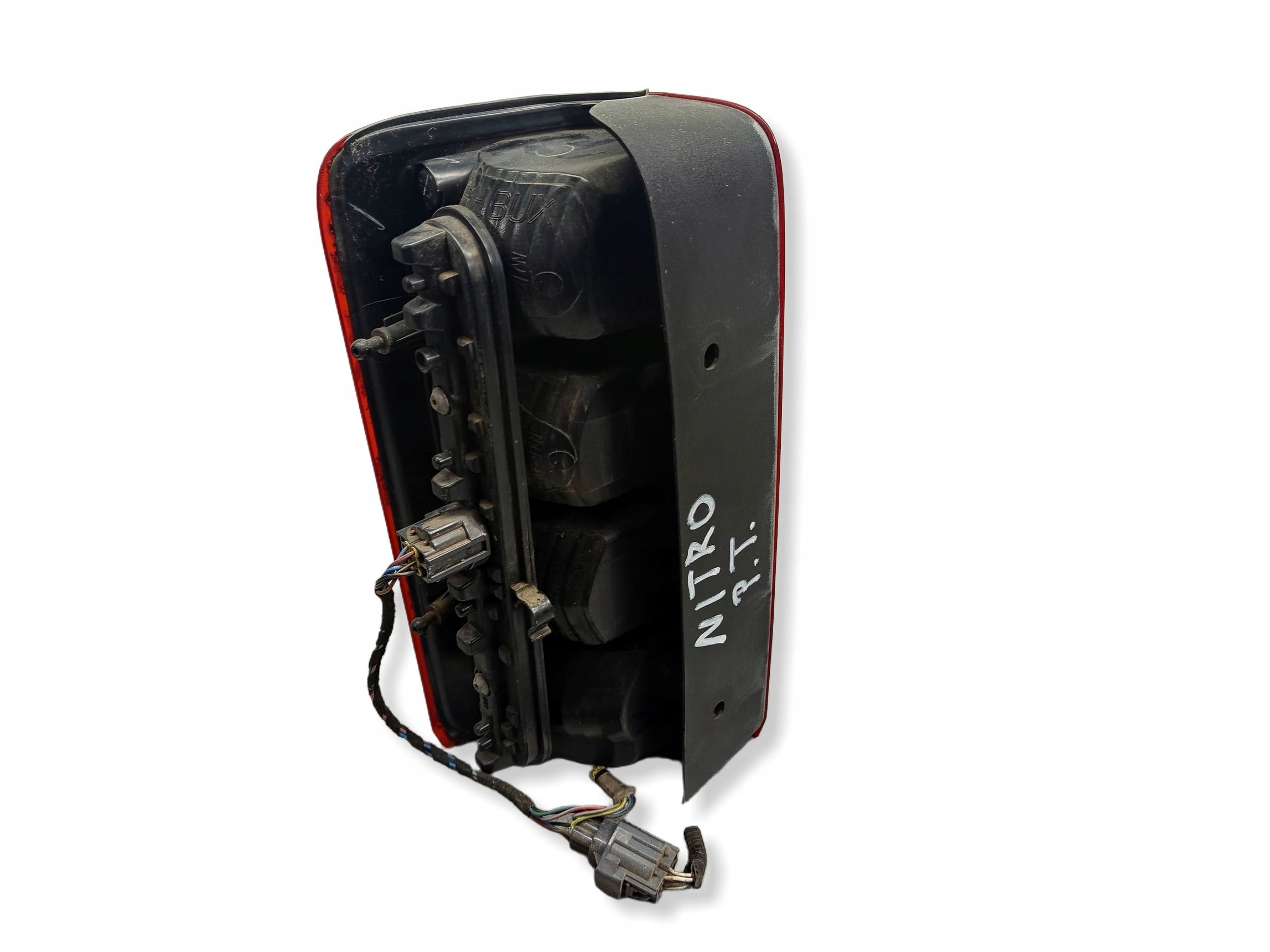 фонарь правый задний Dodge NITRO 2009 55157160AD