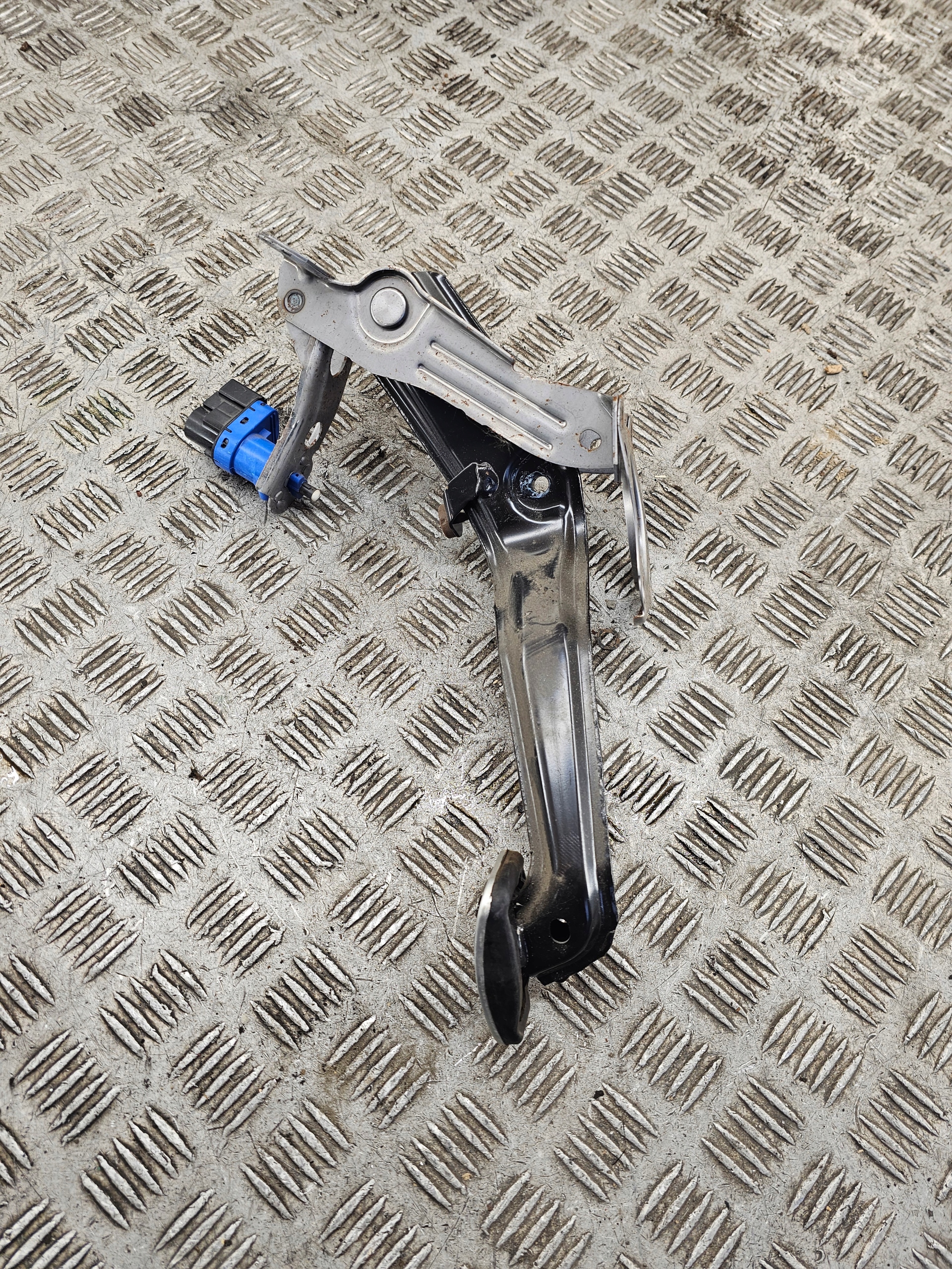 PEDAL Frein MAZDA MX-5 MX5 ND