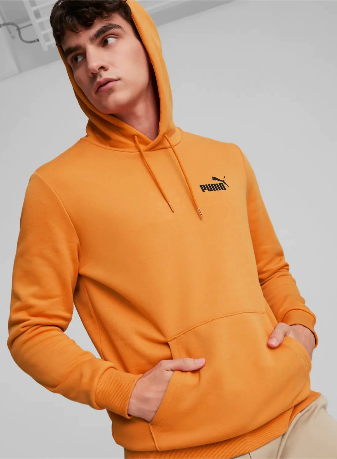 PUMA ESS SPORTOWA BLUZA MĘSKA MŁODZIEŻOWA KANGURKA DRESOWA Z KAPTUREM S Rozmiar S