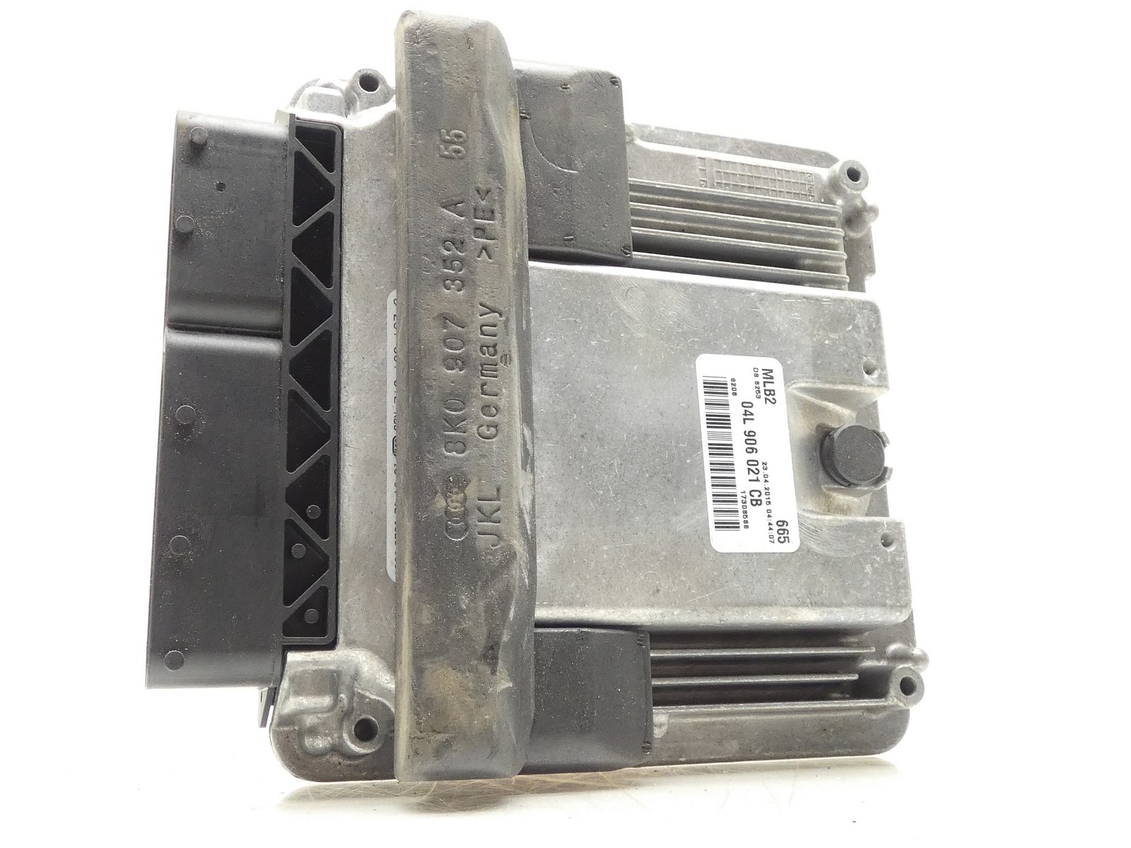 computer control unit of the engine AUDI A4 B8 A5 8T LIFT 2.0 TDI CSU 04L906021CB