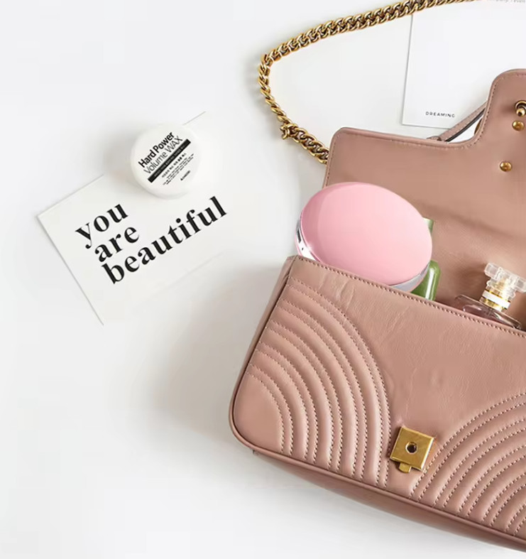 LUSTERKO KOSMETYCZNE DO MAKIJAŻU PODŚWIETLANE LED Z WORECZKIEM NA PREZENT Marka Perfecto