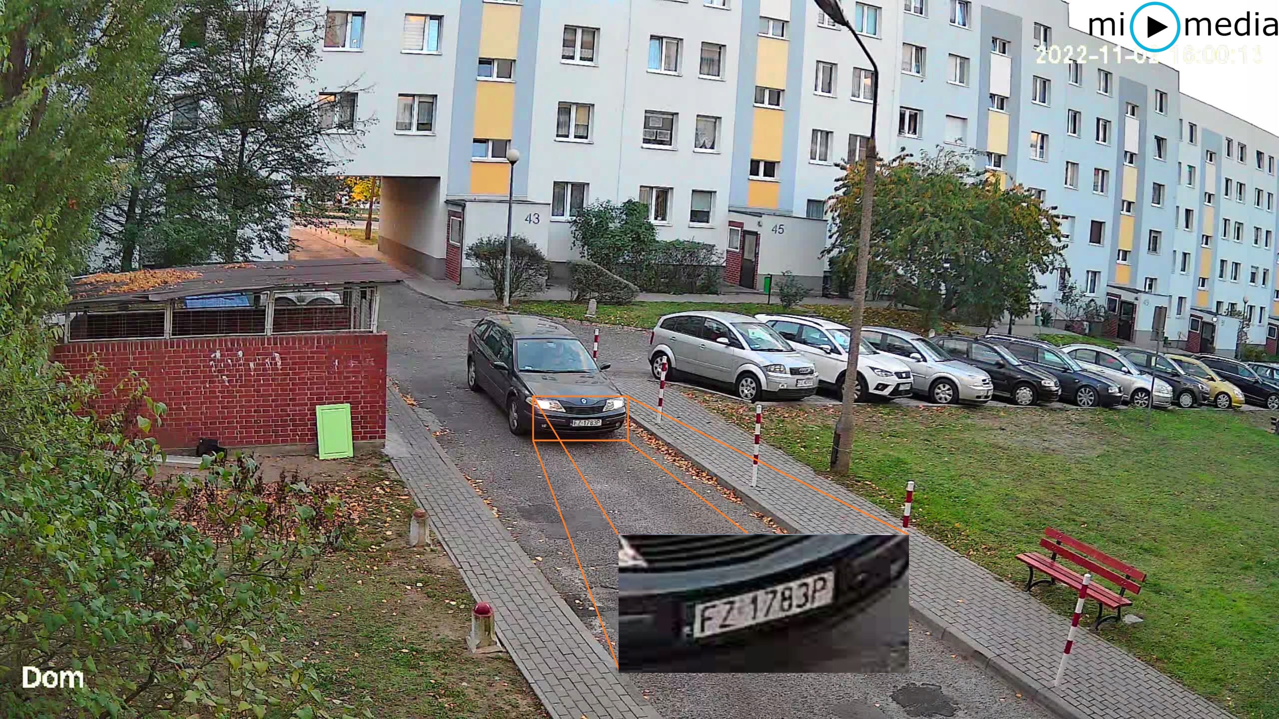 KAMERA ZEWNĘTRZNA OBROTOWA BEZPRZEWODOWA IP WiFi 4X ZOOM 4MPx 4MP SMART HD Stan opakowania oryginalne