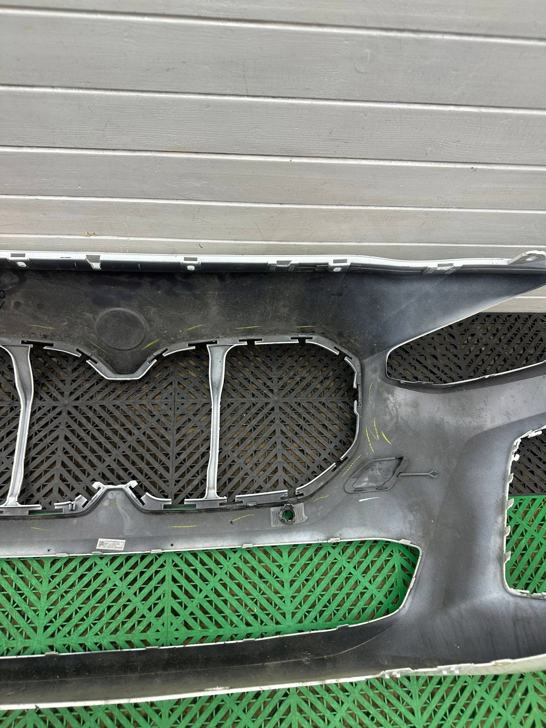 Frontstoßstange vorne BMW 2 Active Tourer U06 8737313