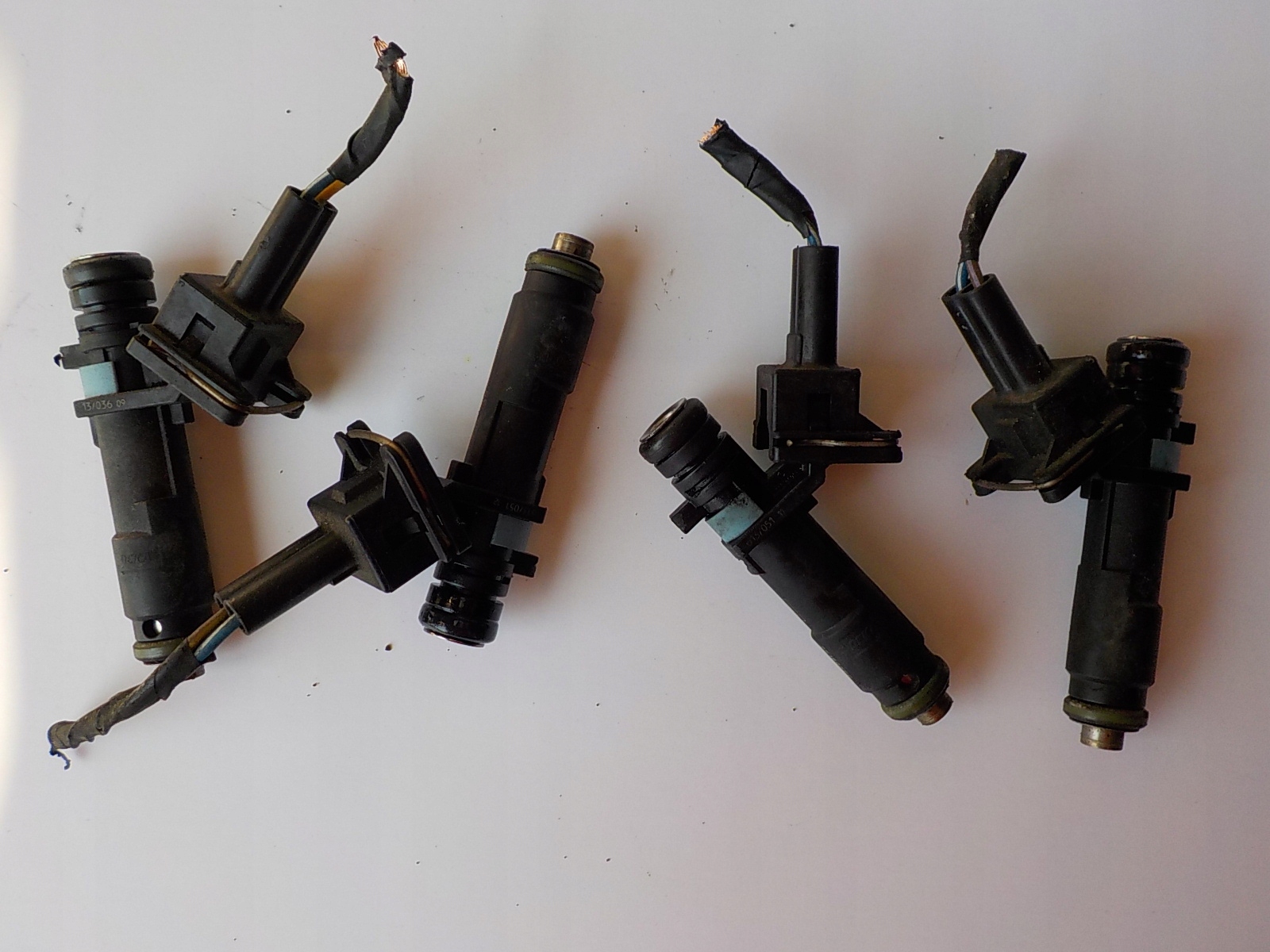 CHEVROLET SPARK III 1.0 B ORG injector 25186566