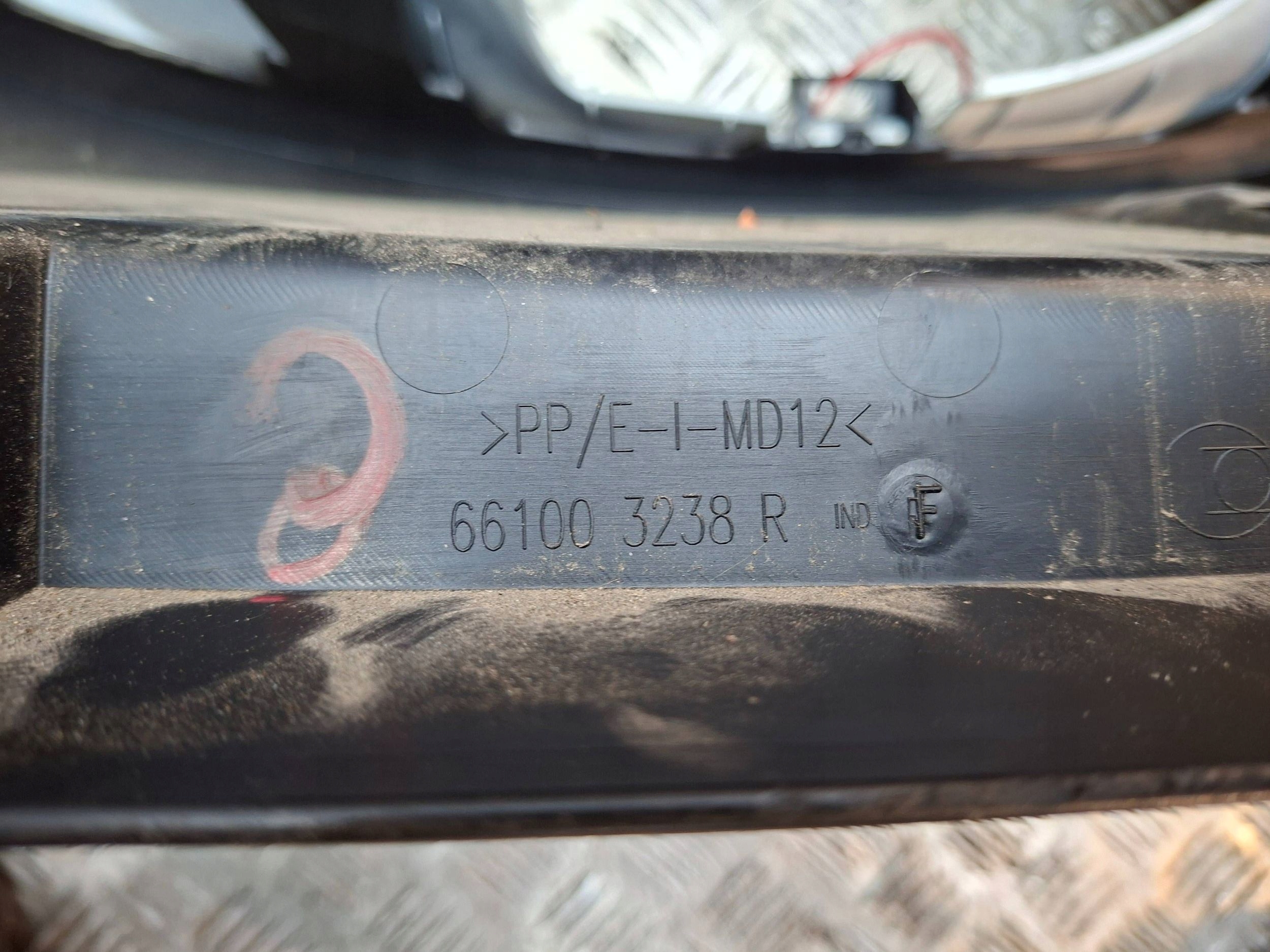 dashboard console 661003238R RENAULT TWIZY 2013