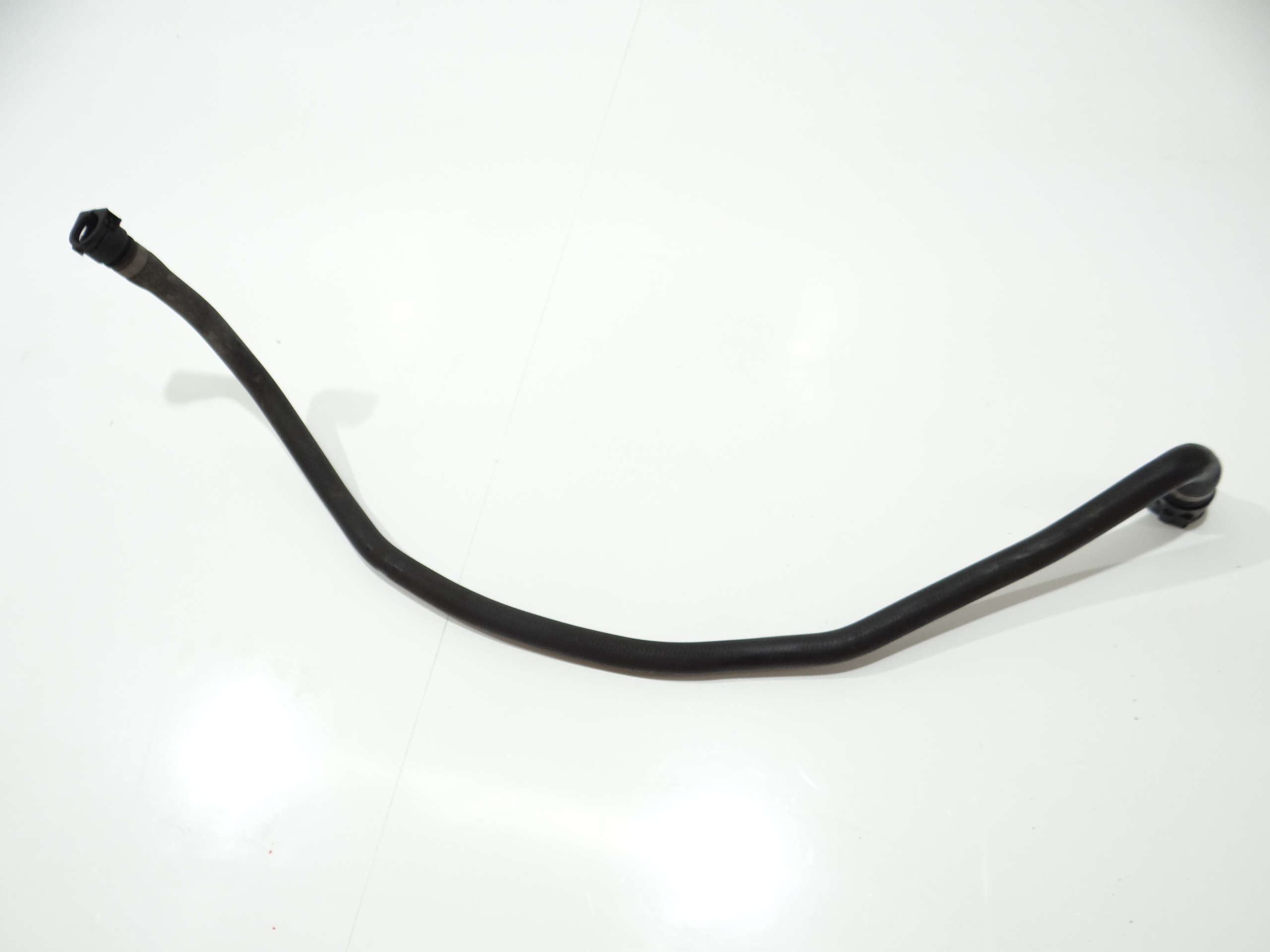 vedení hadice vody BMW E60 E61 306D4 7787458 (4273567)