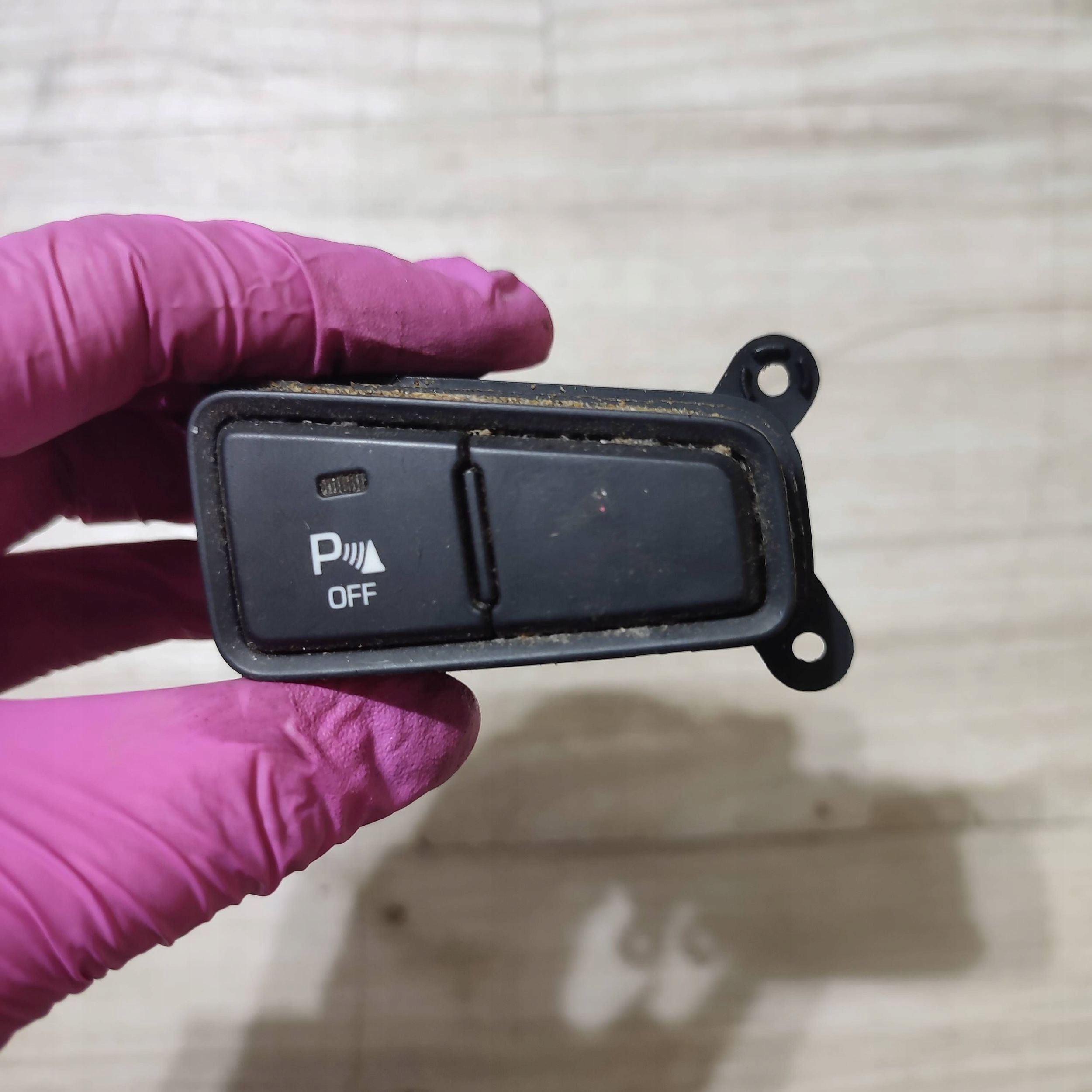 switch Hyundai i20 (GB IB) 93310C8010