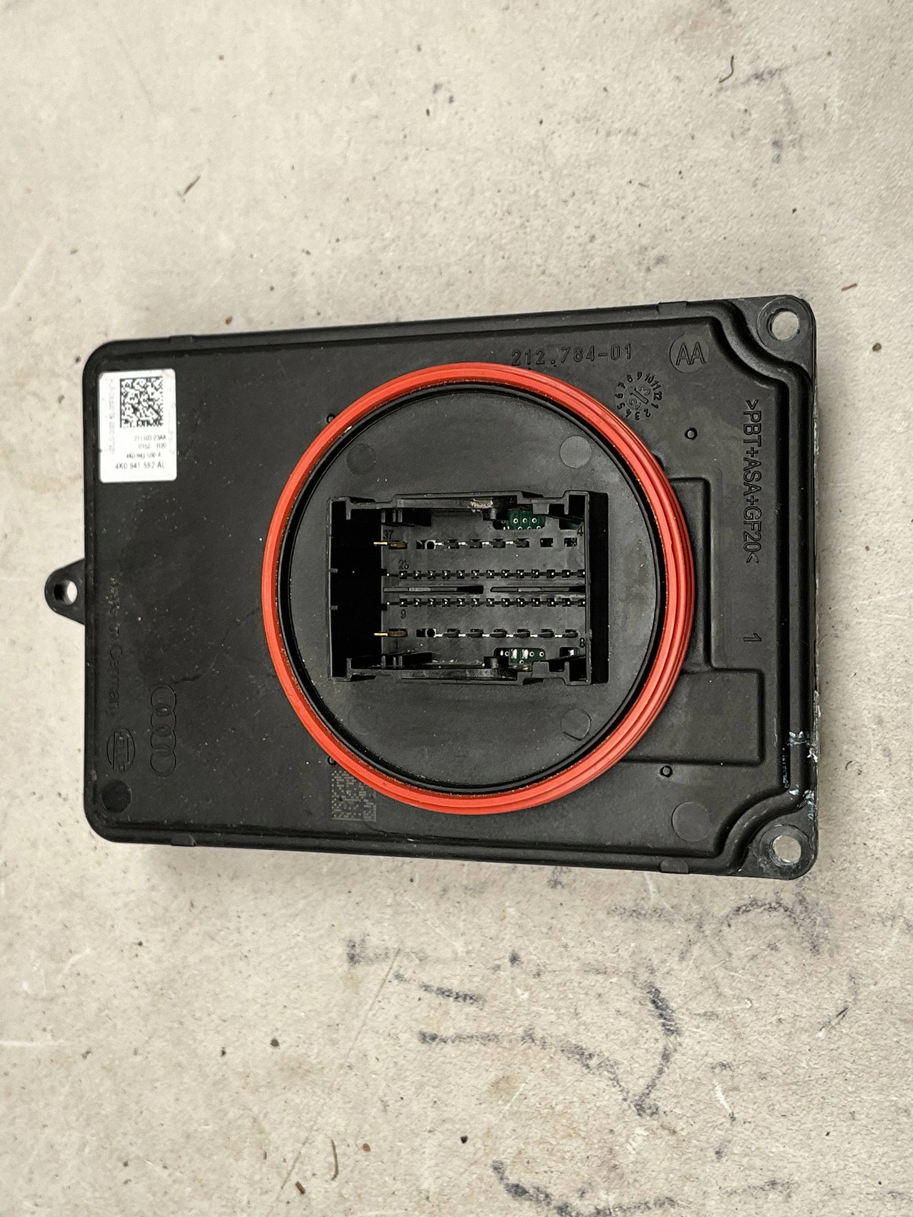 control unit LED REFLEKTORA AUDI A6 S6 C8 4K 4K0941592AL @M