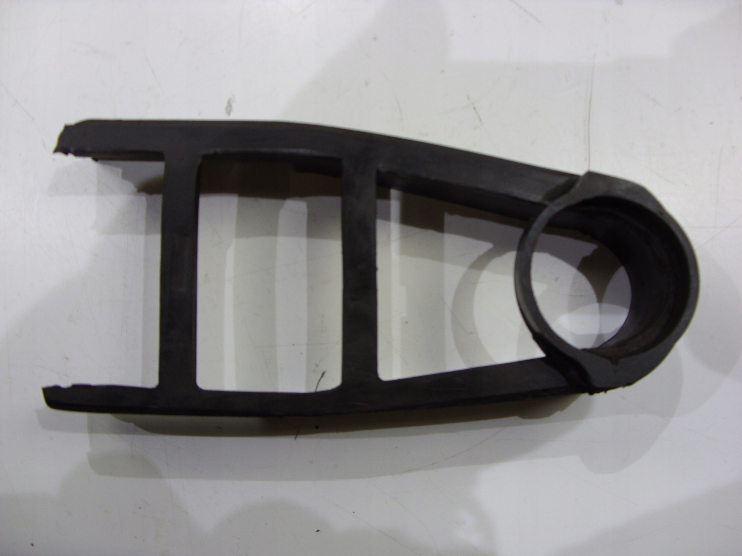 SUZUKI GSX 600F GSX 750F 88-97 ŚLIZG ŁAŃCUCHA