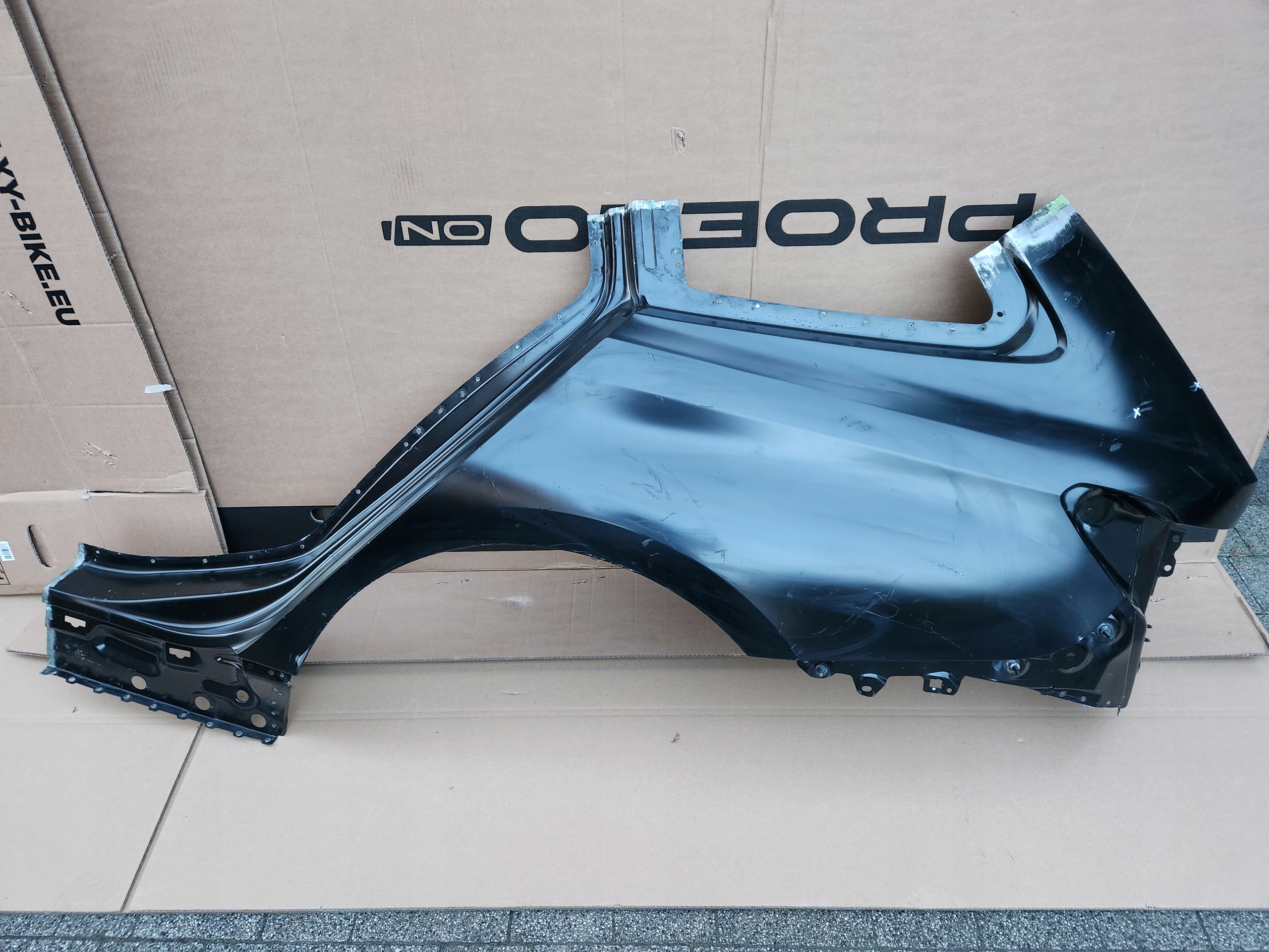 BMW 3 G21 BLOTNIK TYLNY LEWY TYL NOWY 19->