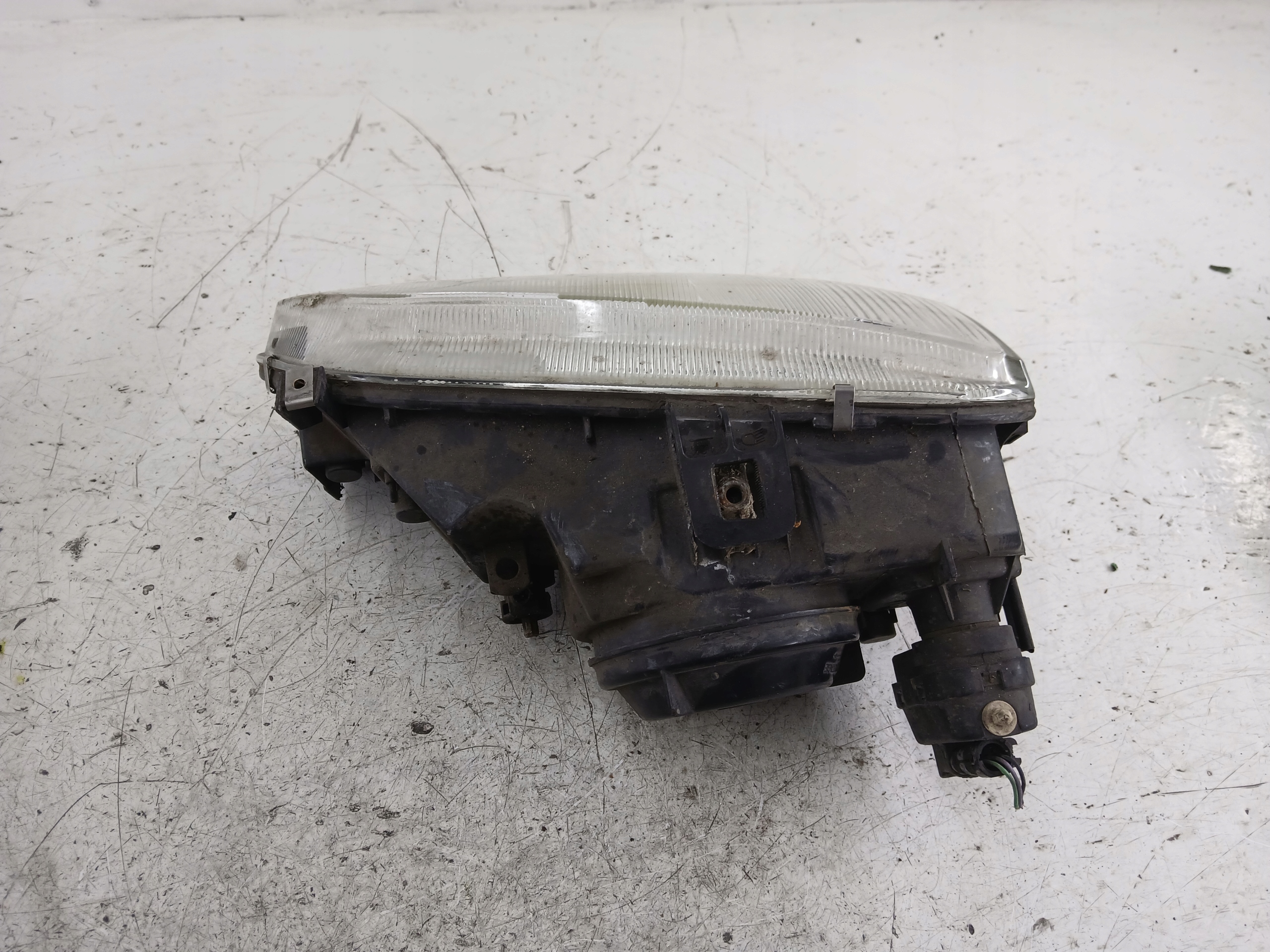 light right front RENAULT MEGANE and 95-93 EUROPA