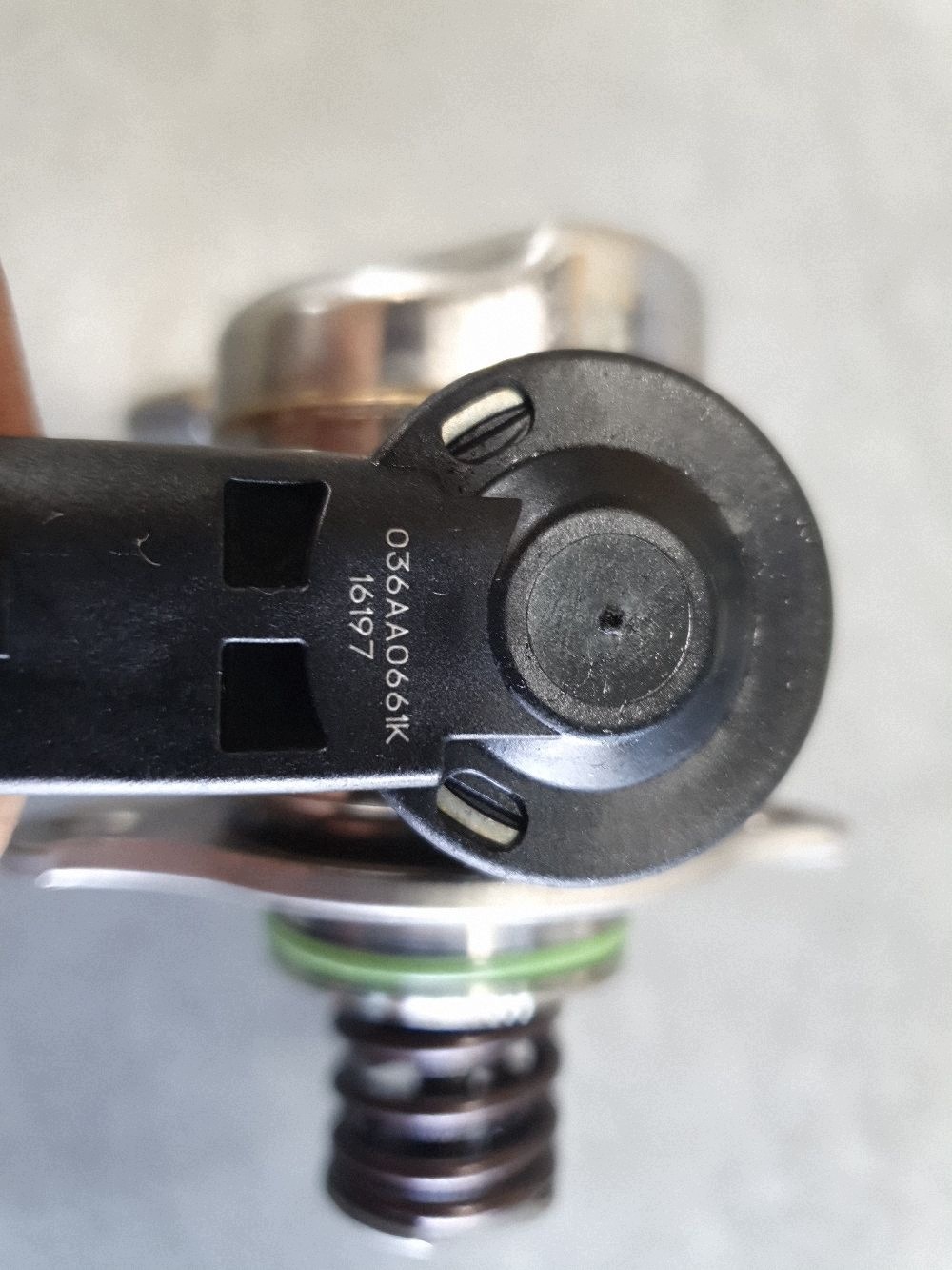 Audi A3 8Y 1.5 Einspritzpumpe 05E127027L