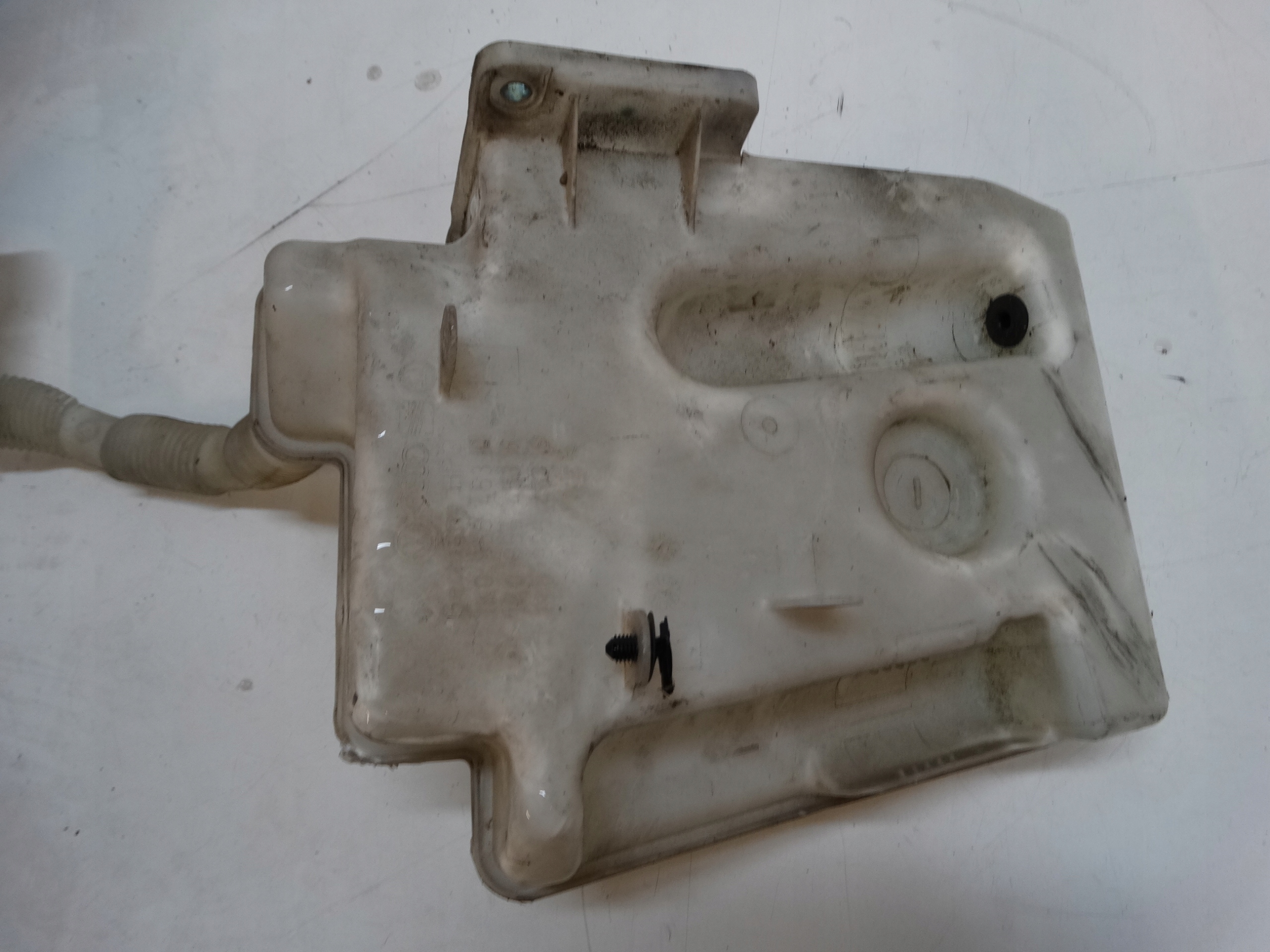 Behälter der Spritzdüse VW GOLF V 1K0955453Q