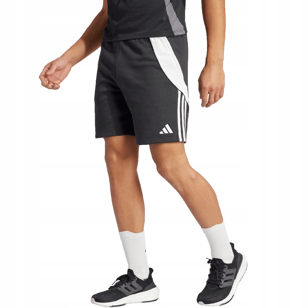 Adidas Kraťasy Tiro 24 vel. M IP1954