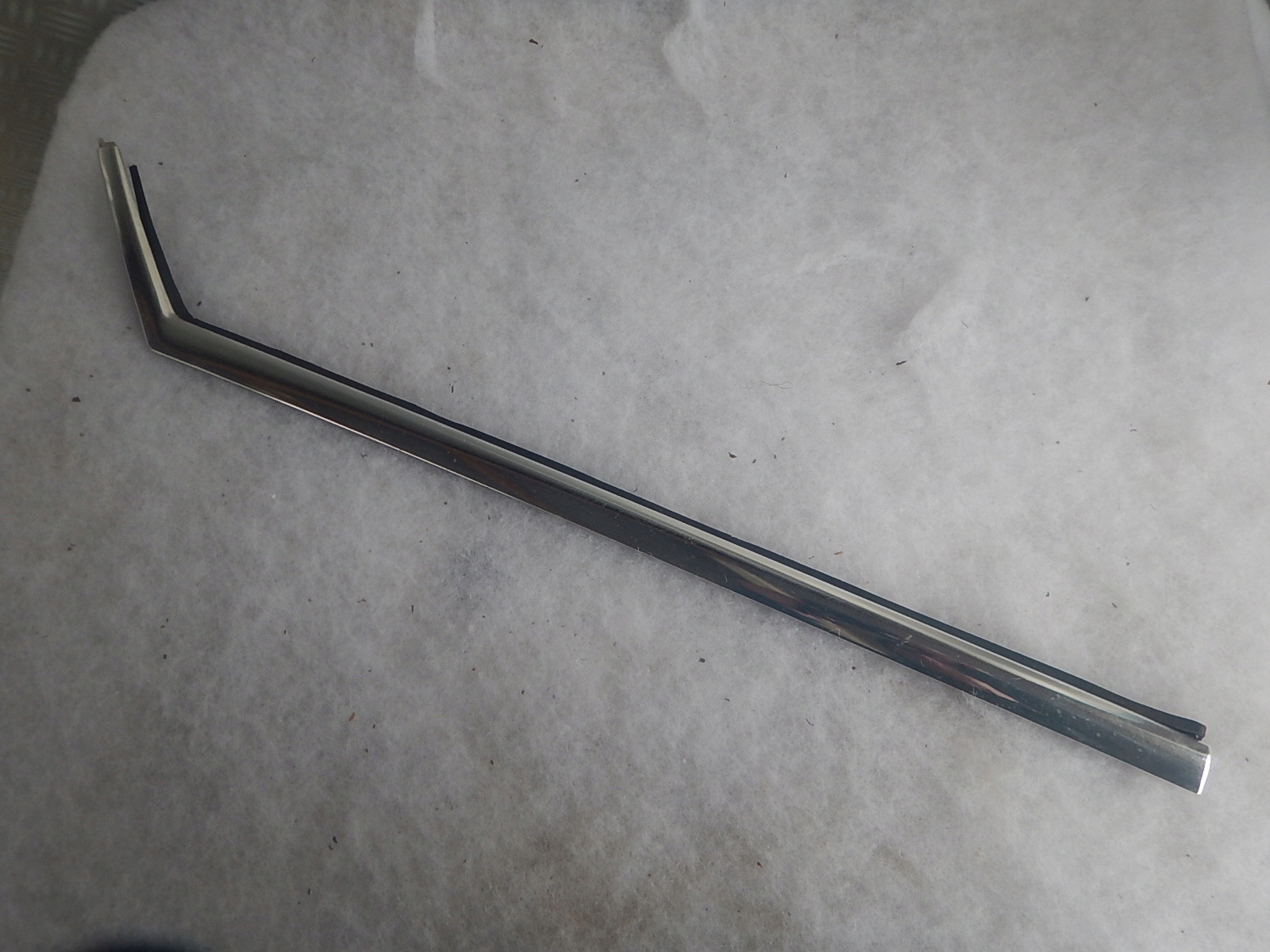 CITROEN C6 PRAWA LISTWA SZYBY TYŁ 9646289380