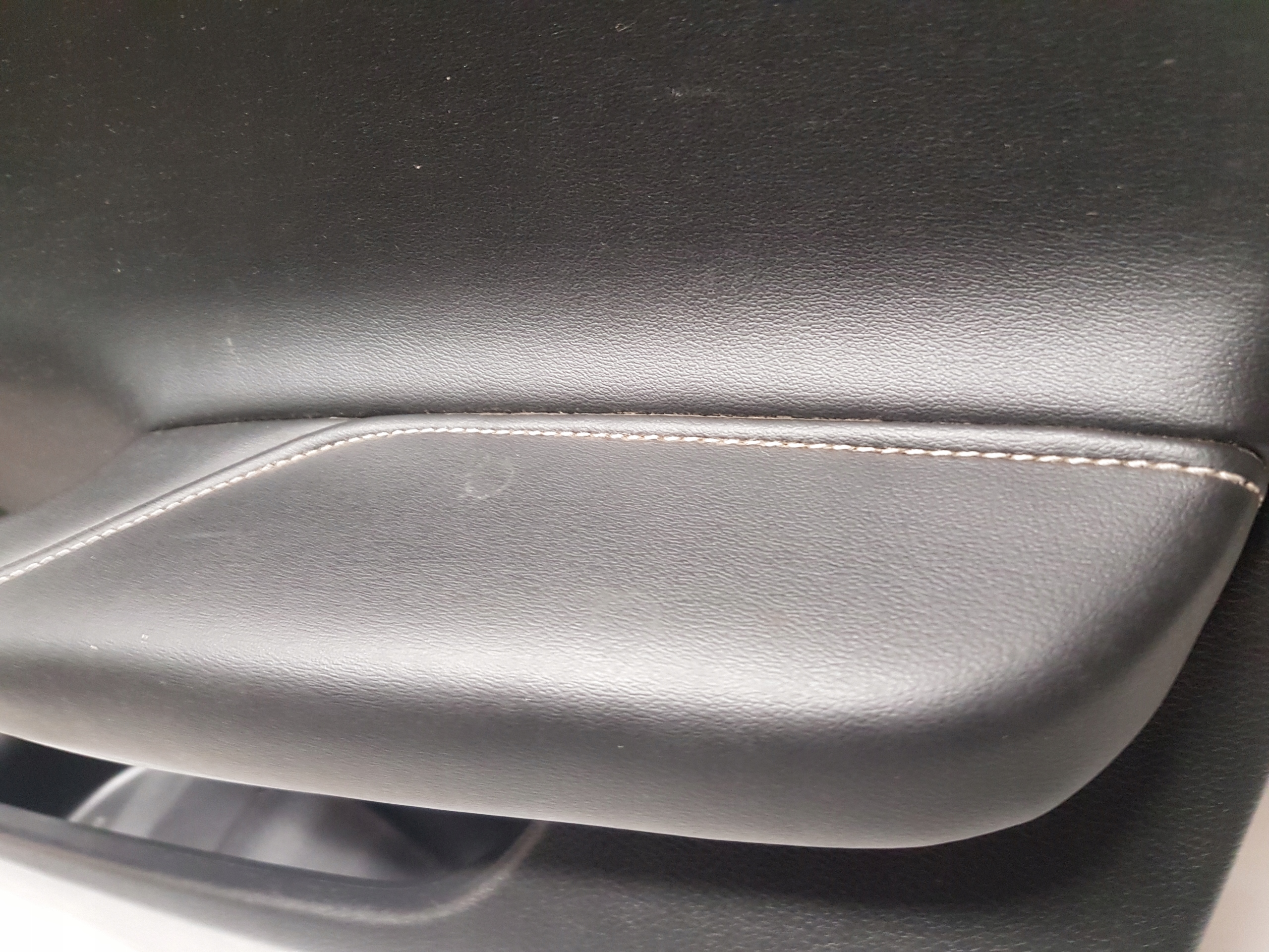 side upholstery right front INFINITI Q30 QX30 809225DA0A