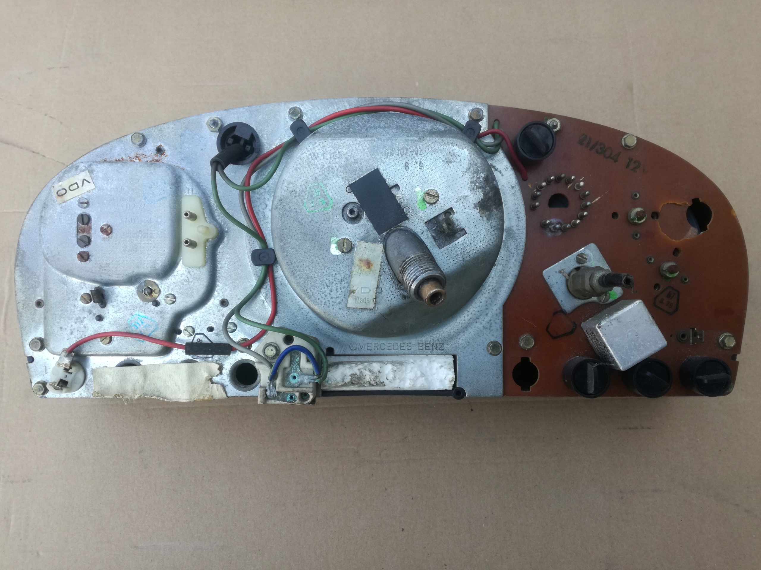 dials MERCEDES 107 SL SLC 1075423701