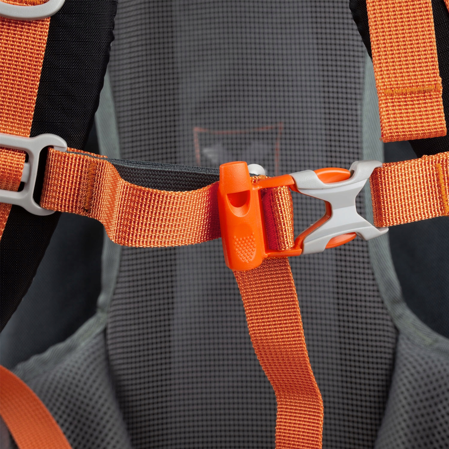 MARKOWY PLECAK BERGSON TUNNEBO 35L ODDYCHAJĄCY Materiał dominujący poliester