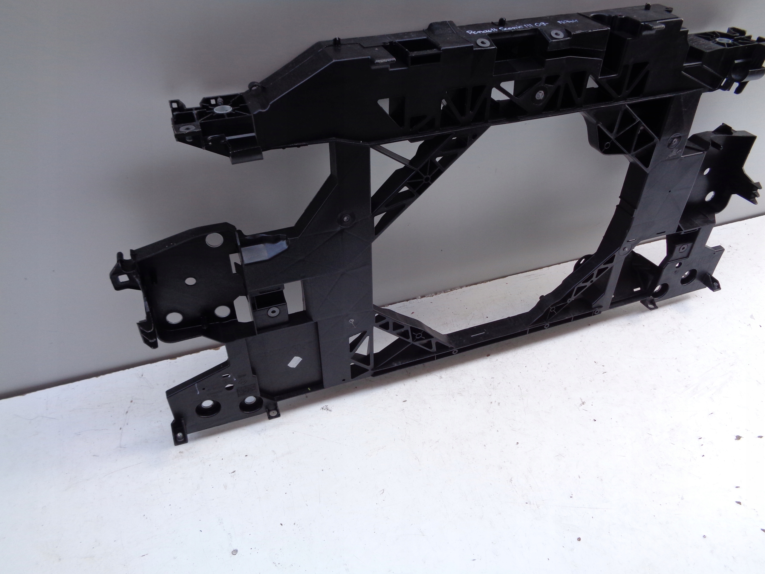 NO-WE-- bar, wall front RENAULT SCENIC III 09