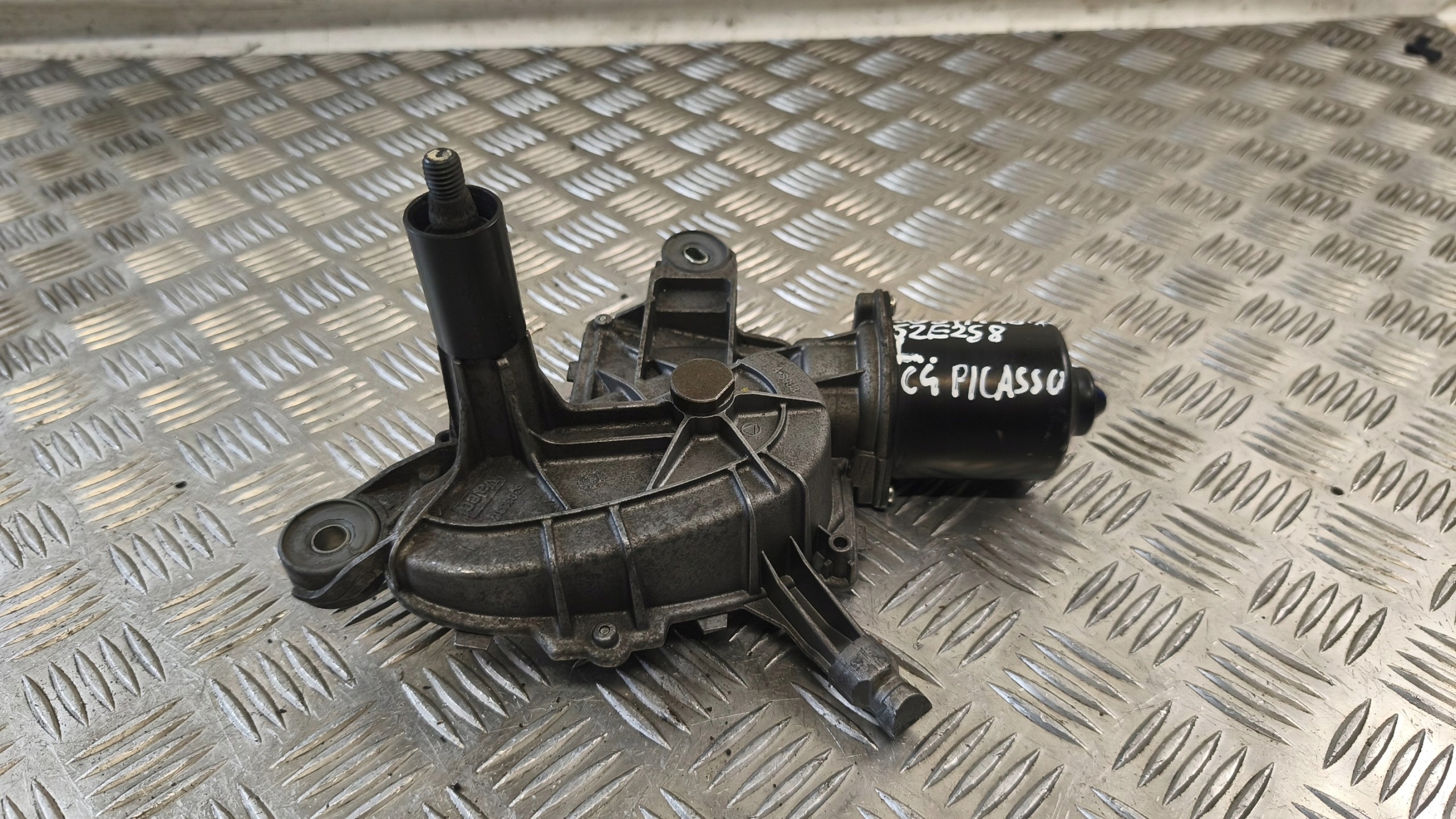 wiper mechanism left front 53630317