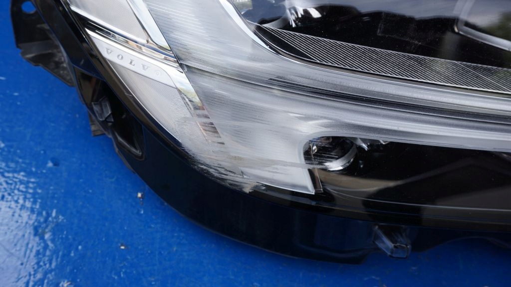 VOLVO S90 V90 CC front light front LED right