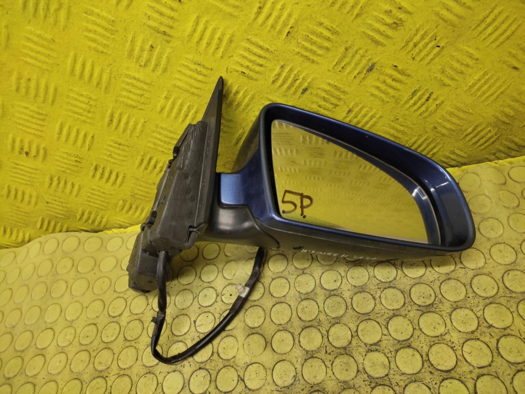 AUDI A3 8P mirror right 5 PIN