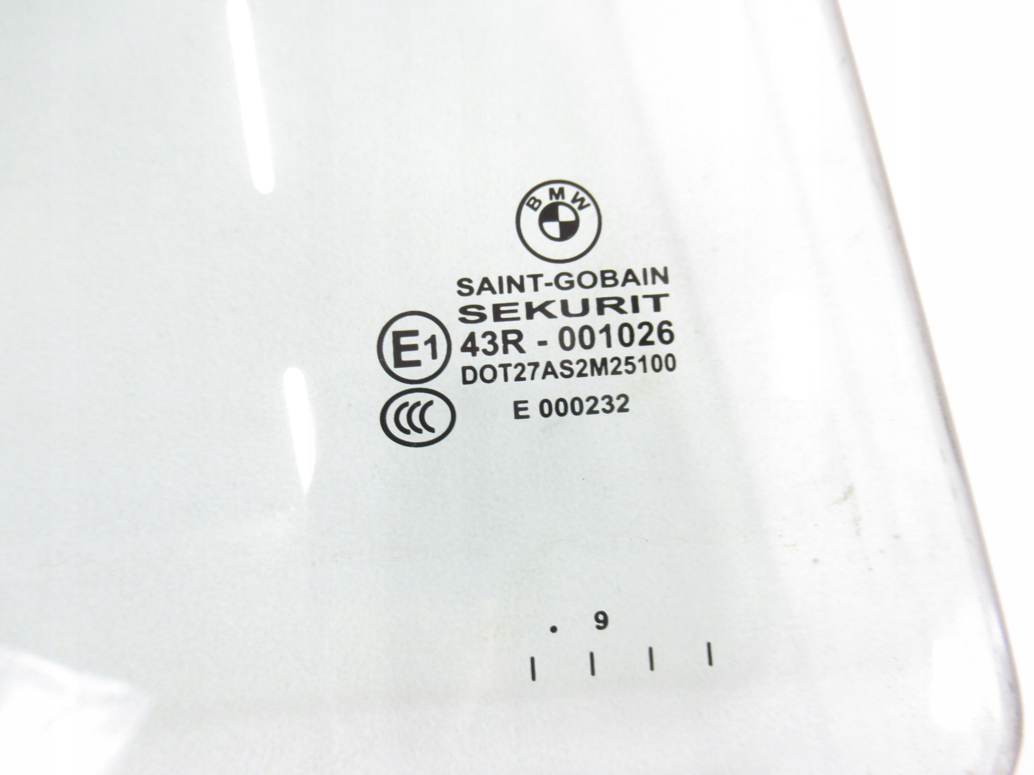 window right right rear part BMW F01 AS2