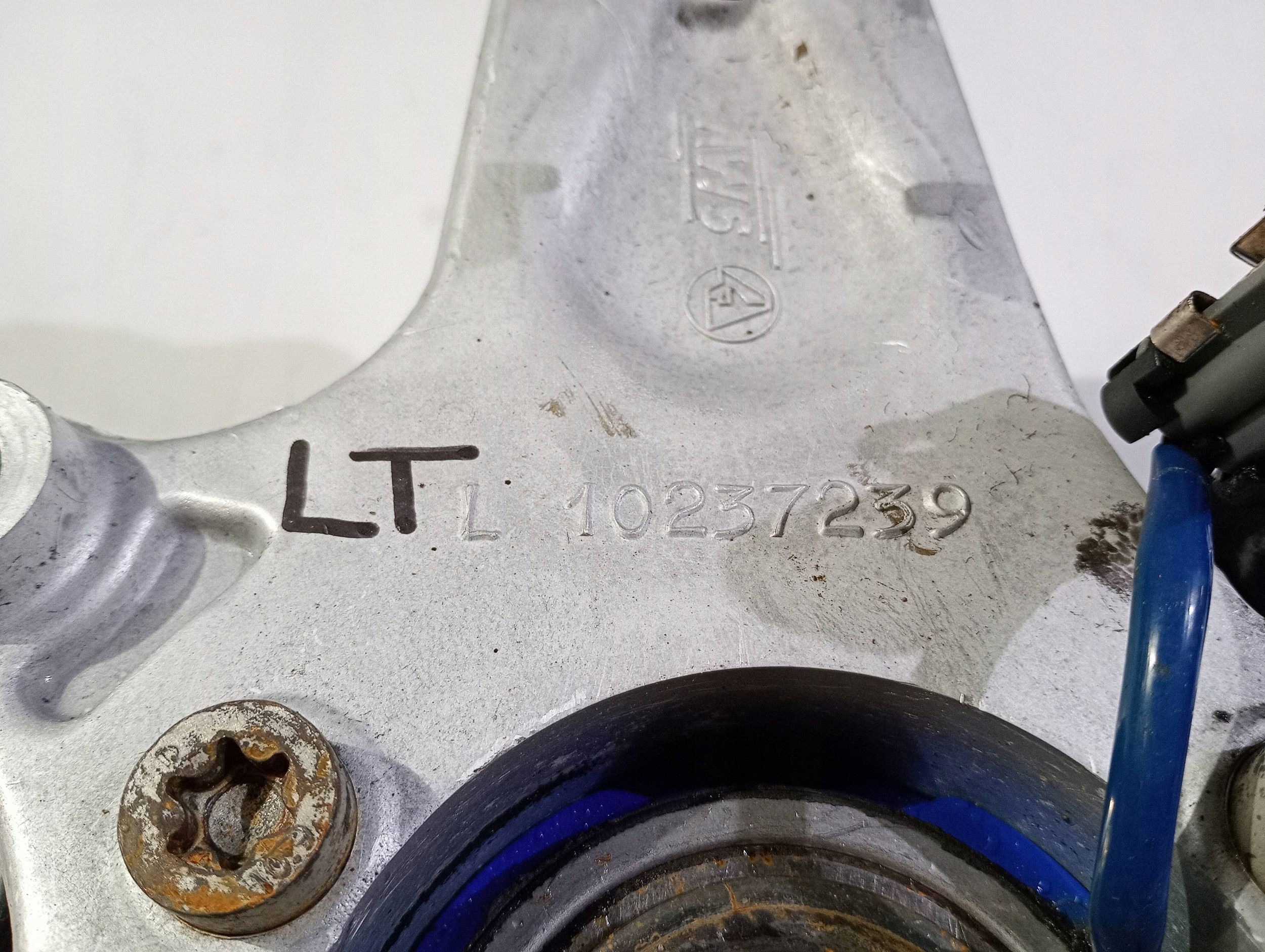Moyeu support broche Axe moyeu Gauche Arrière Arrière Gauche Corvette C5 1997-2004