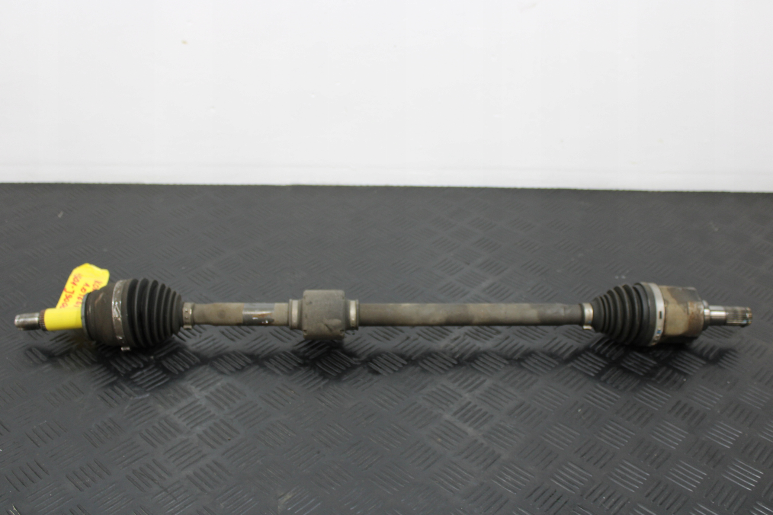 semi-axis semi-axis right front 49501-J9000 HYUNDAI KONA