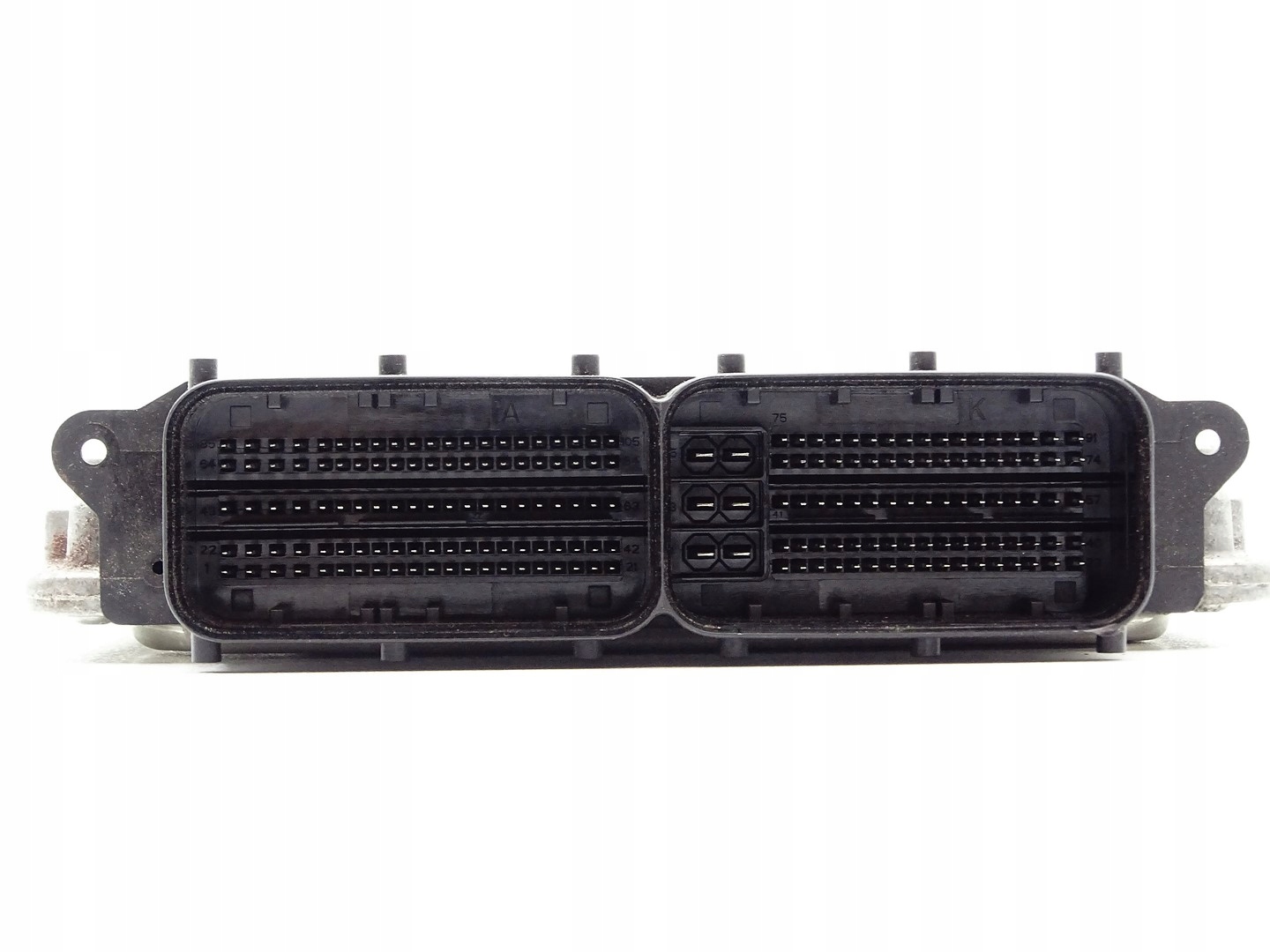 computer control unit of the engine ECU AUDI A4 B9 A5 F5 2.0 TFSI 06L907309E