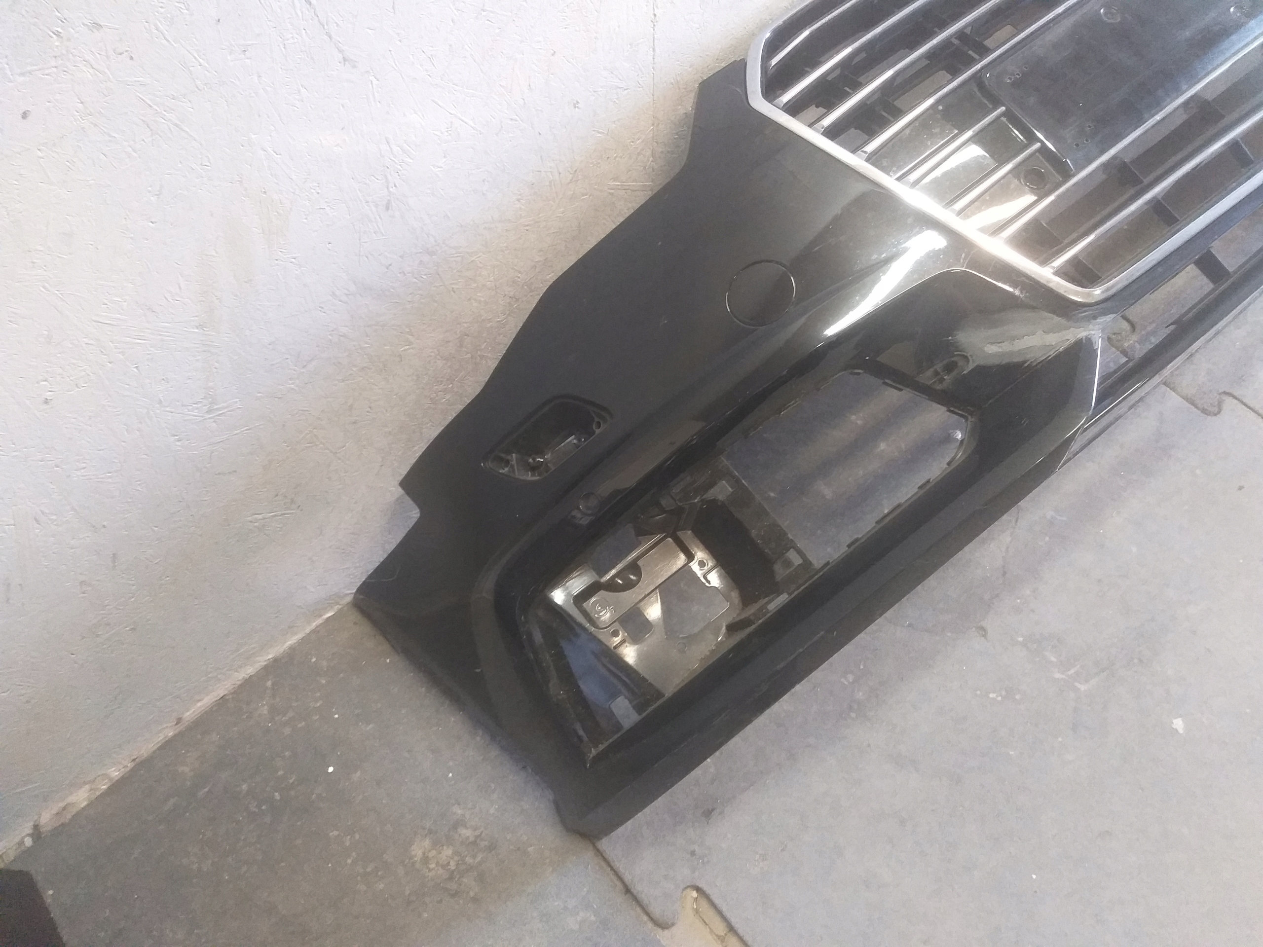 bumper front AUDI A6 C7 4G0 LIFT 14- S-LINE