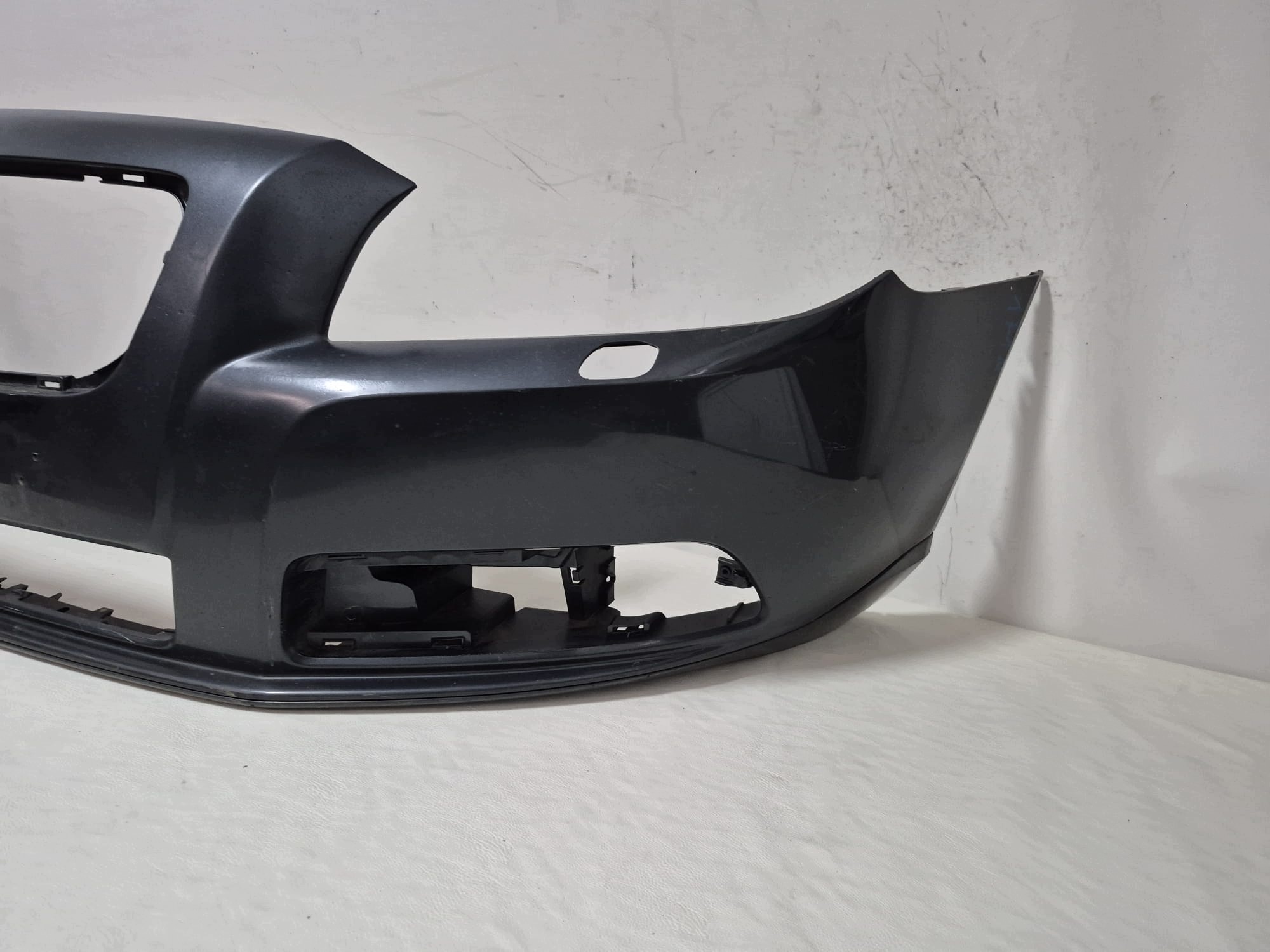 VOLVO V70 III 3 07-14 bumper front front SPR 30678623