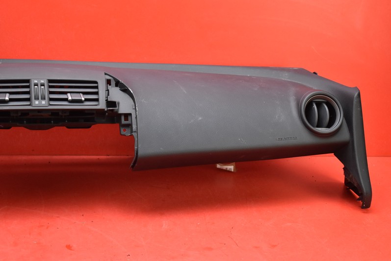 dashboard instrument panel console cockpit airbag EU TOYOTA RAV 4 3 III 05-08