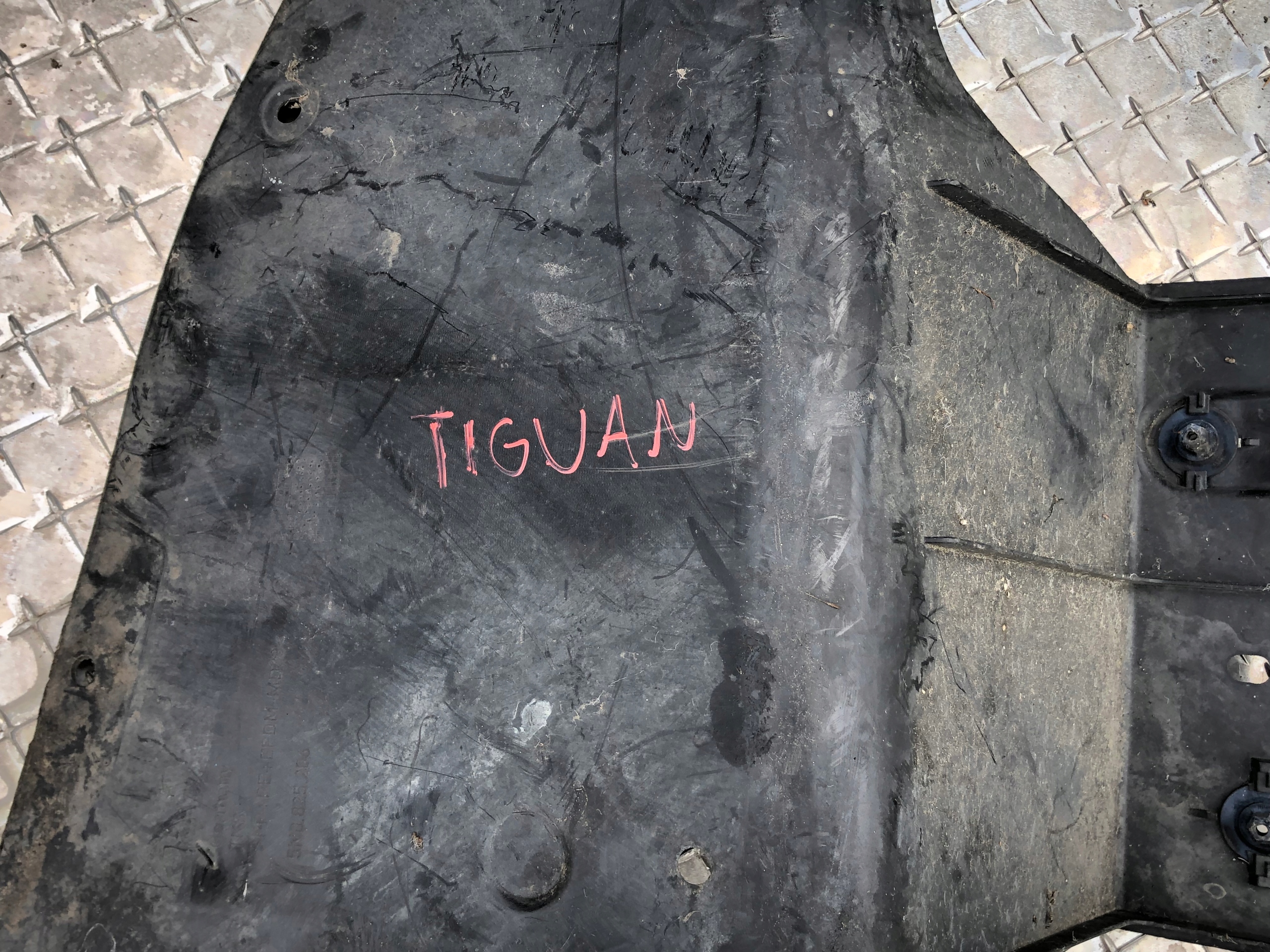 Blende Abdeckung Unterfahrschutz VW TIGUAN 5N0825206