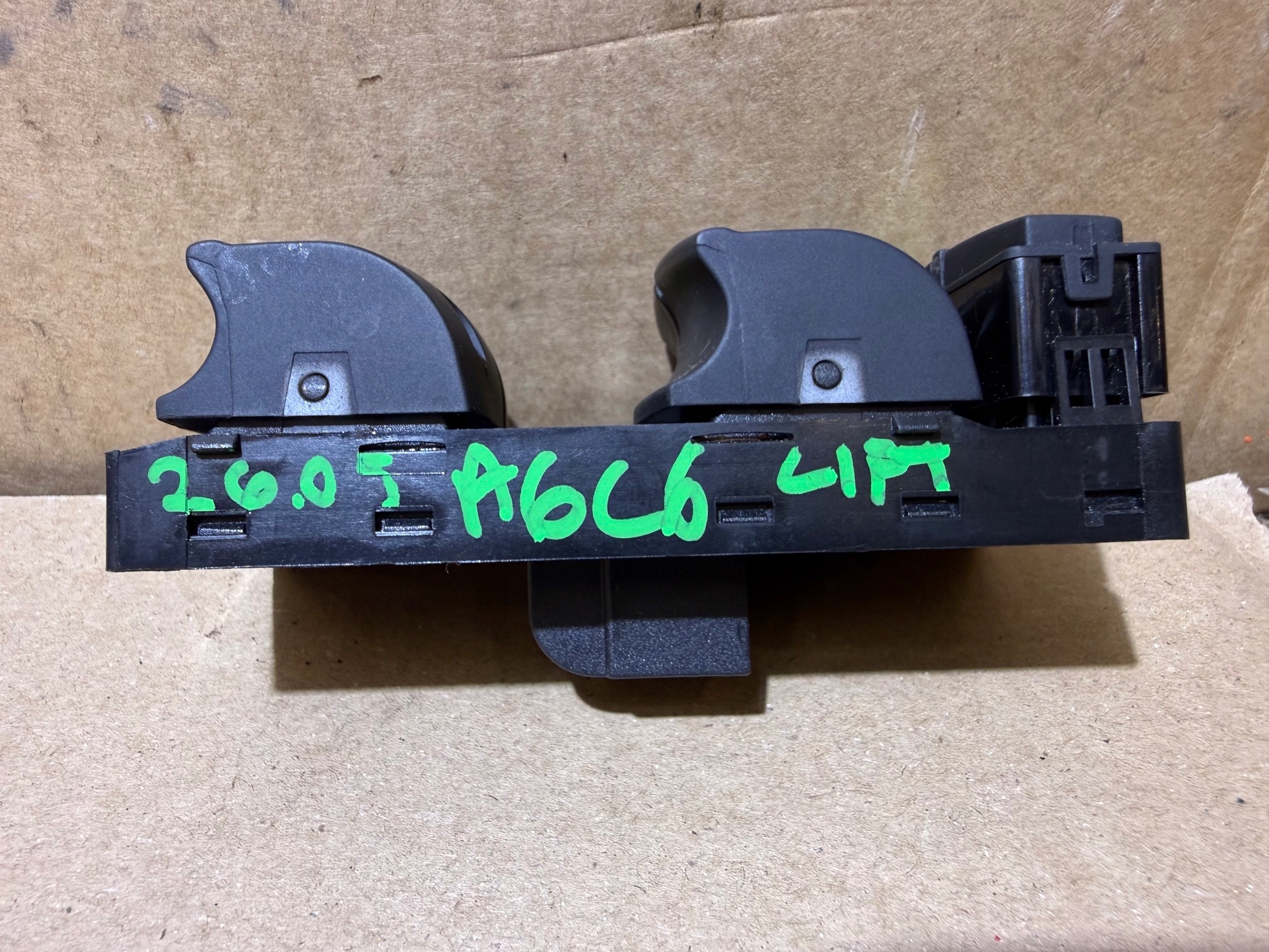 AUDI A6 C6 LIFT switch PANEL of the window left front front 4F0959851G
