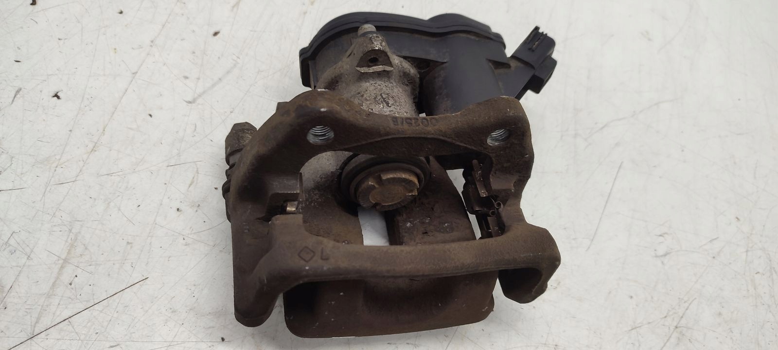 caliper rear part rear right electrical Renault Megane IV