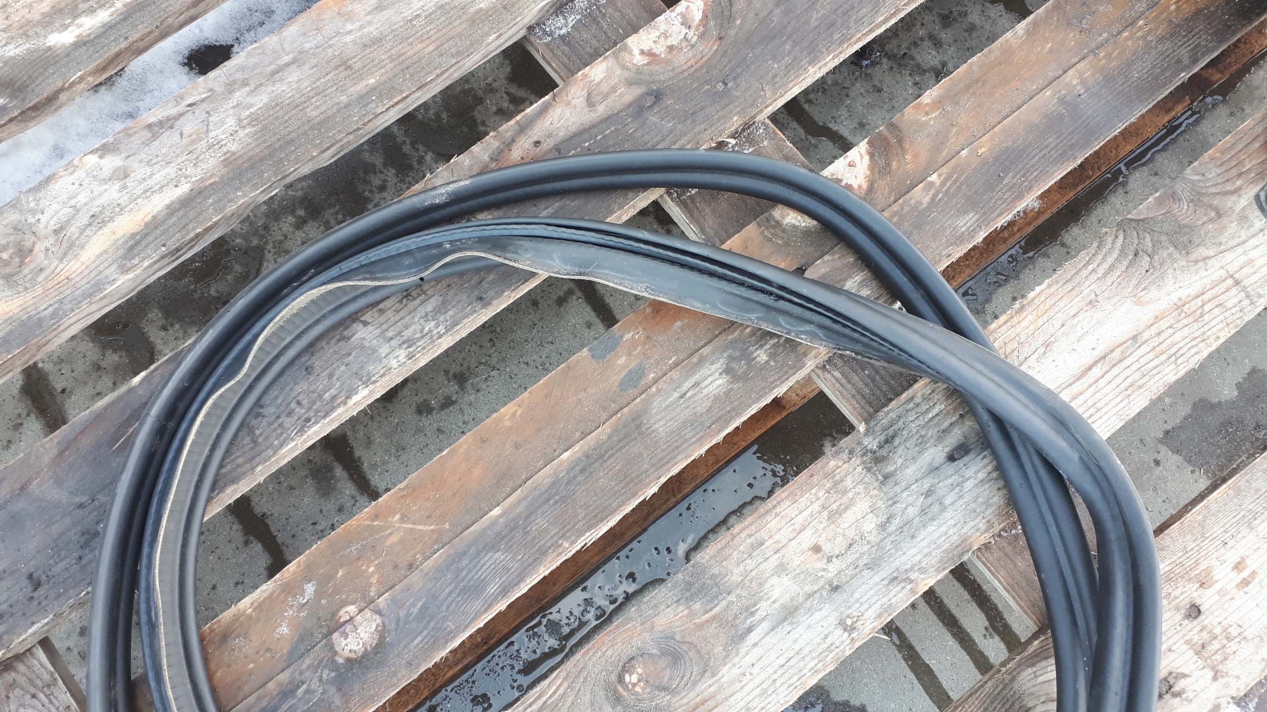 A6 C7 4G gasket bonnet boot rear part sedan