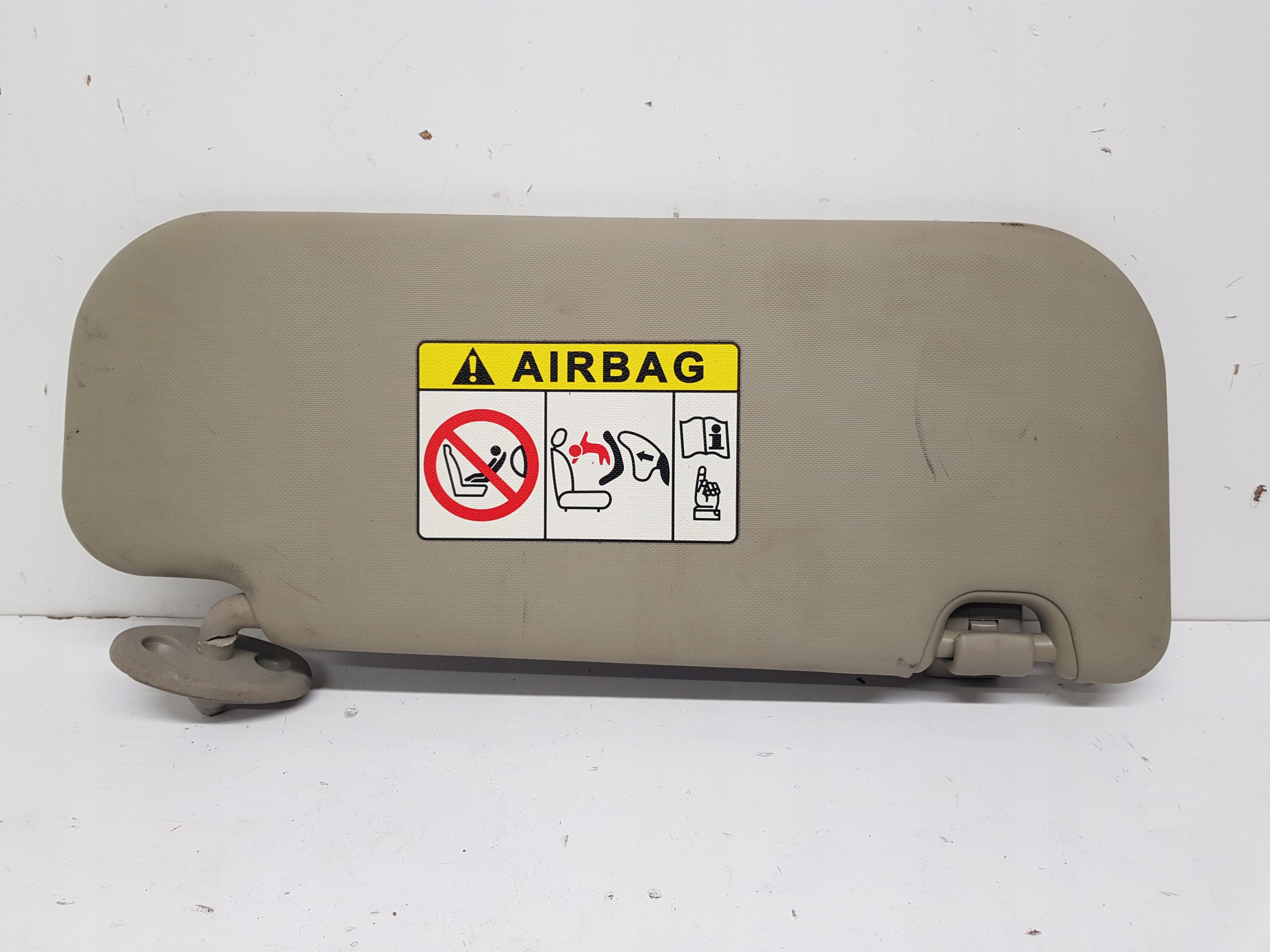 CHEVROLET T300 visor left visor 2013R.