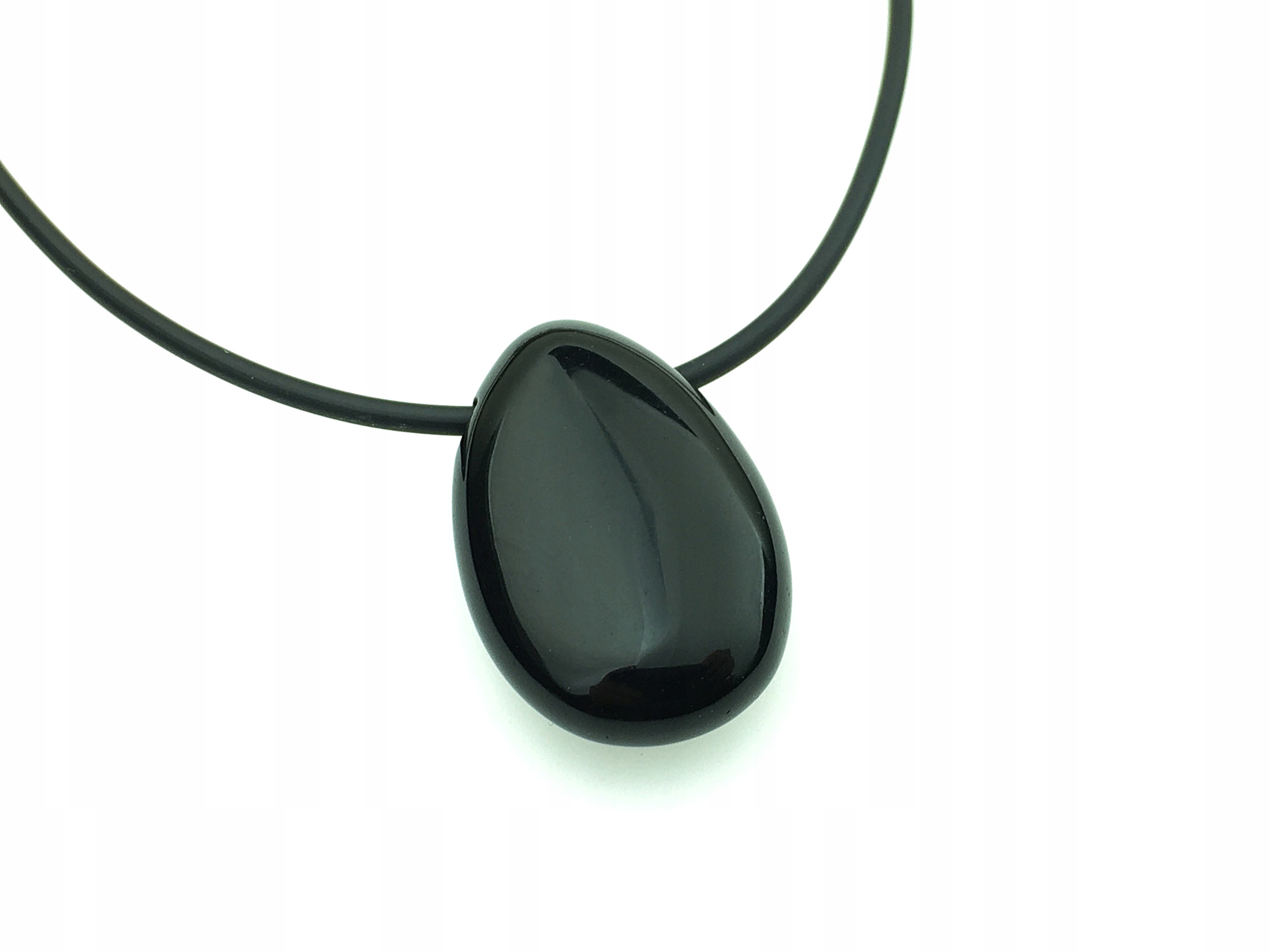 

wisiorek zawieszka amulet kamień onyks czarny