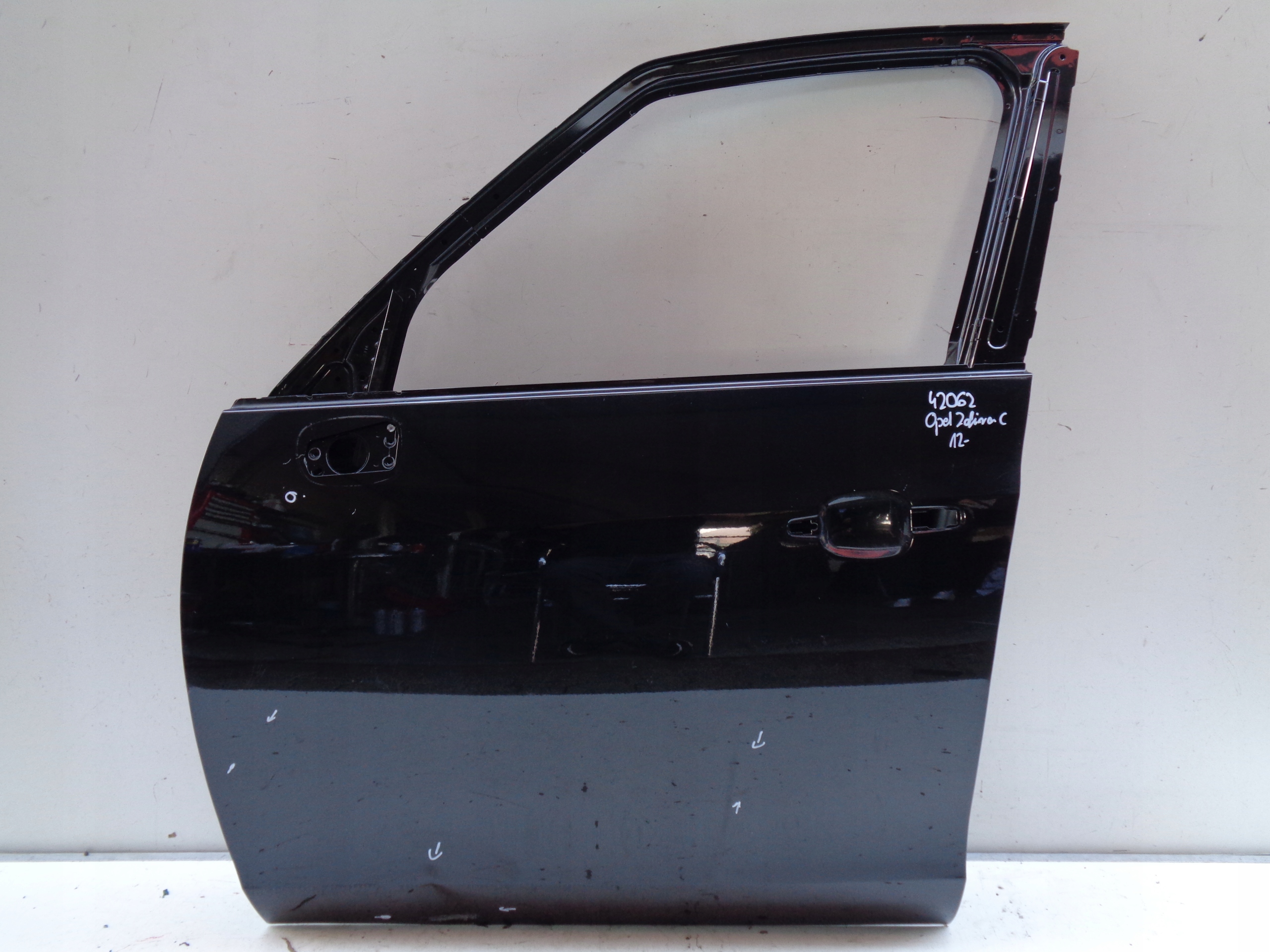 door left front OPEL ZAFIRA C 12- NR 42062