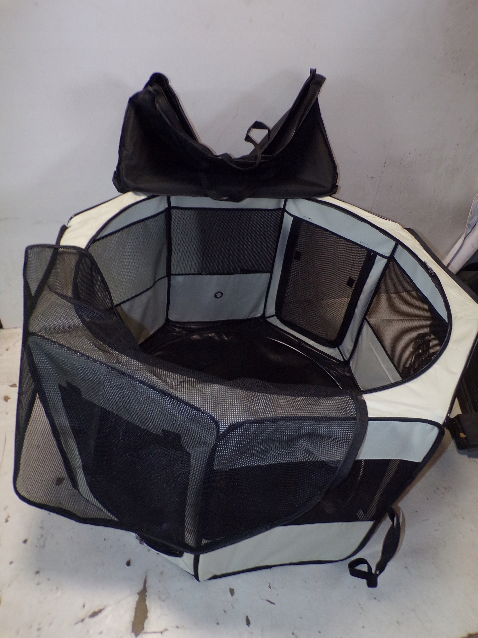 Levně Petsfit Přenosný kotec pro domácí zvířata