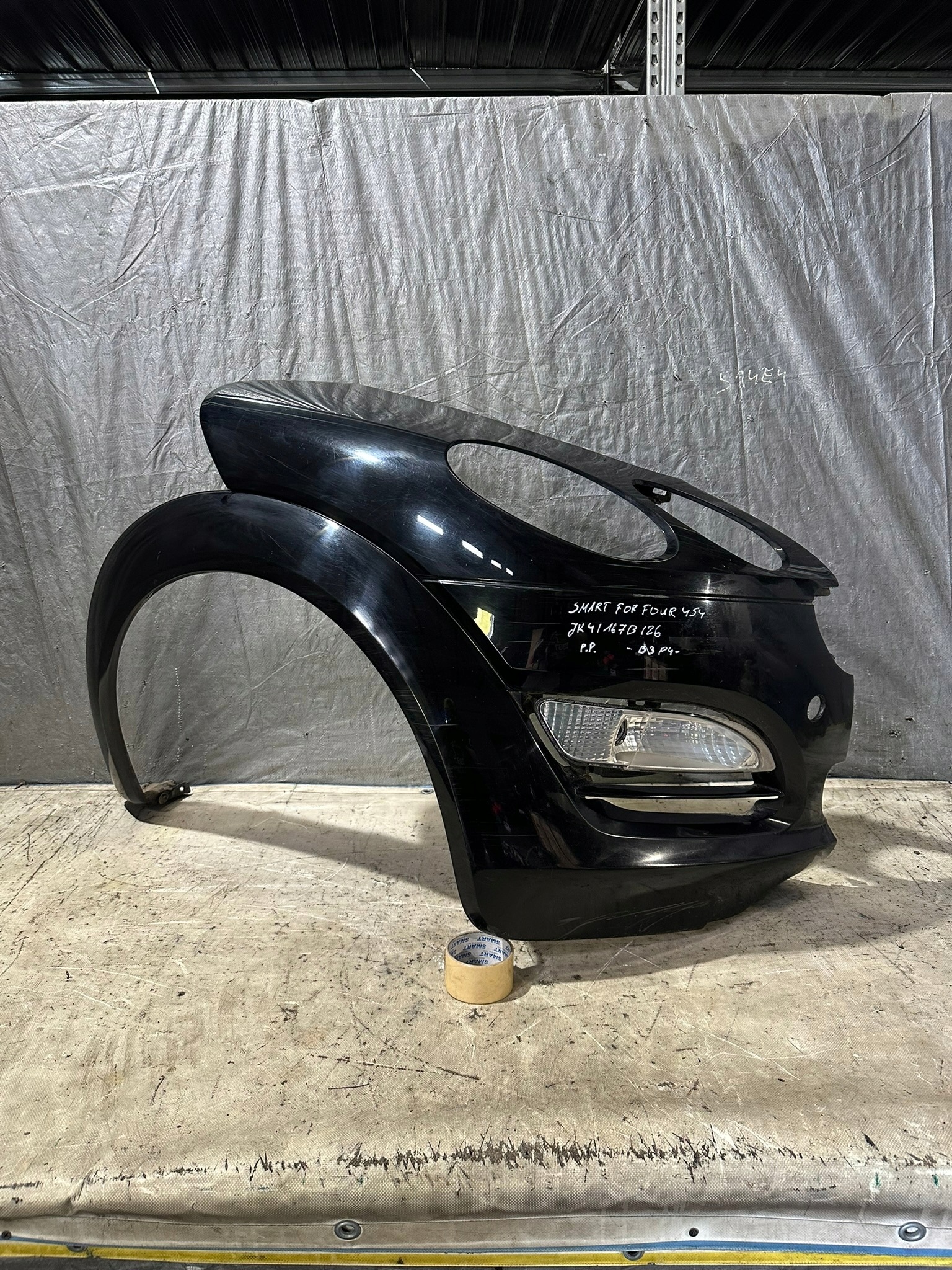 fender right front SMART FOR FOUR 454 2005R. black