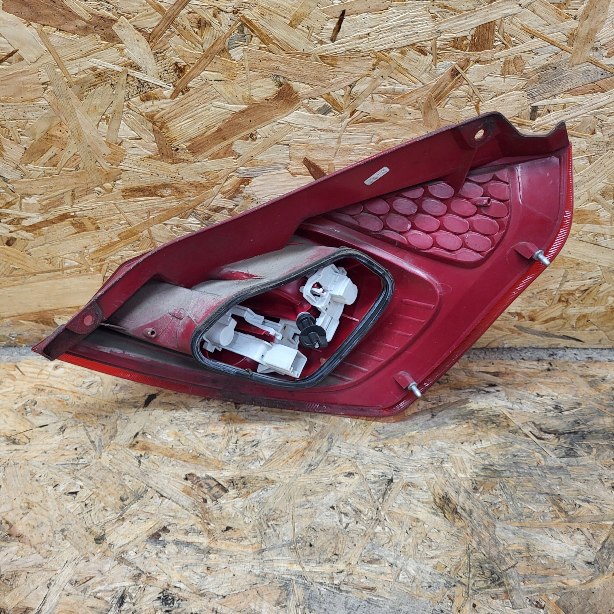 FORD FIESTA MK7 09-17R light left rear part complete