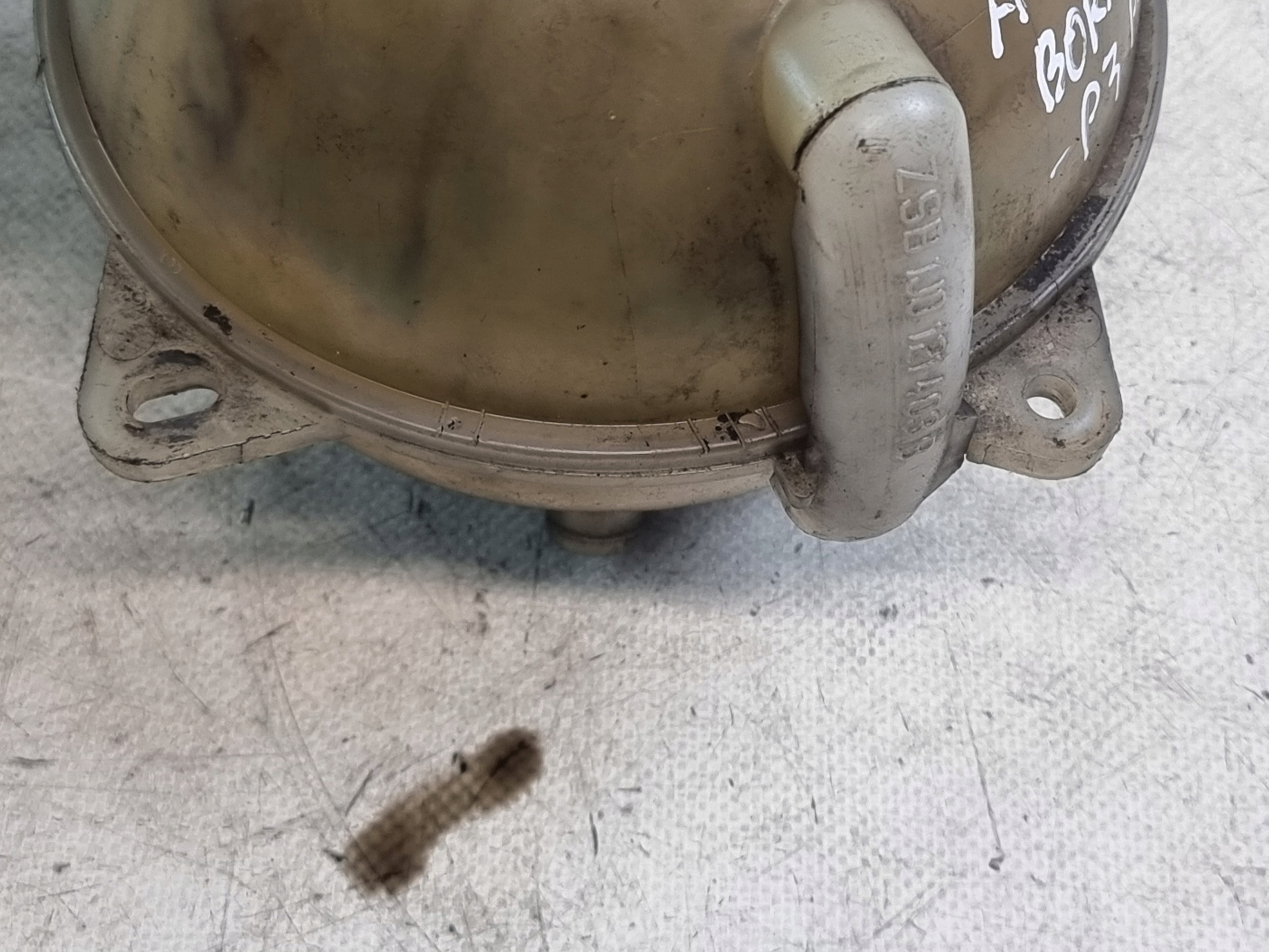 Réservoir eau OE 1J0121403B VW BORA 1.6 99r