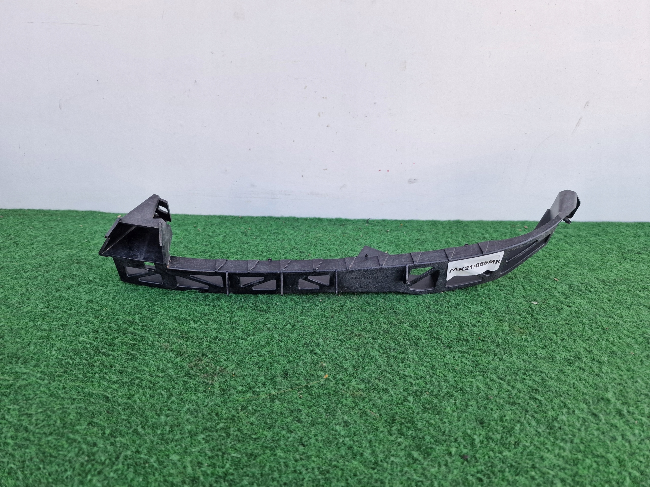 MAZDA 3 III BK 2003R+ bumper bracket lights left front BP4K50161 PAK21/686MR