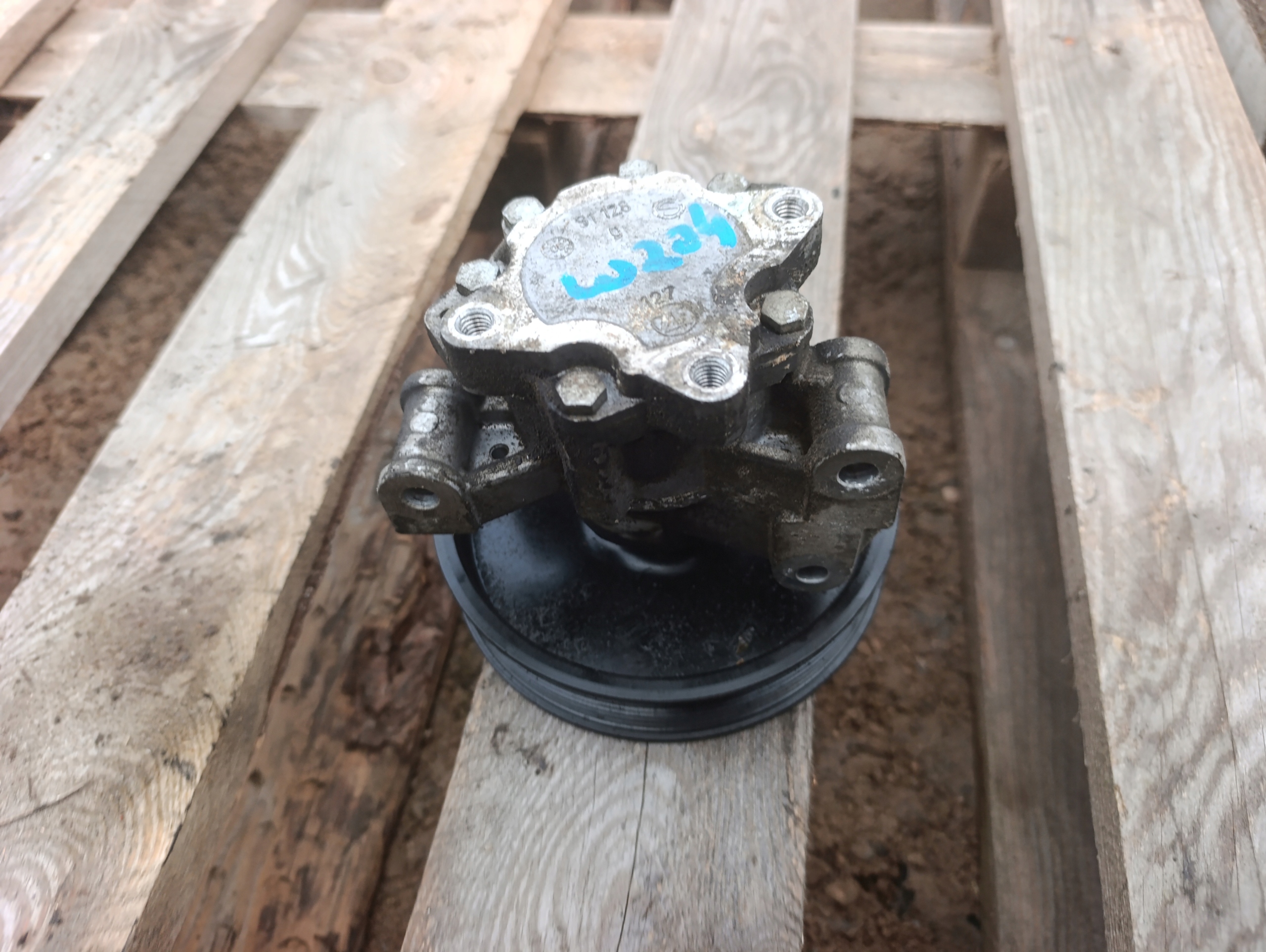 Pompa servosterzo MERCEDES C 204 A0034664301