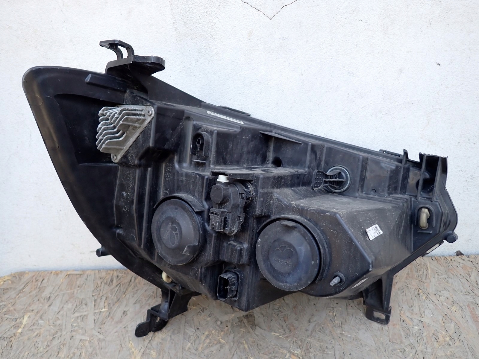 light left REFLEKTOR left RENAULT MASTER III LIFT IV 2019- 260607867R