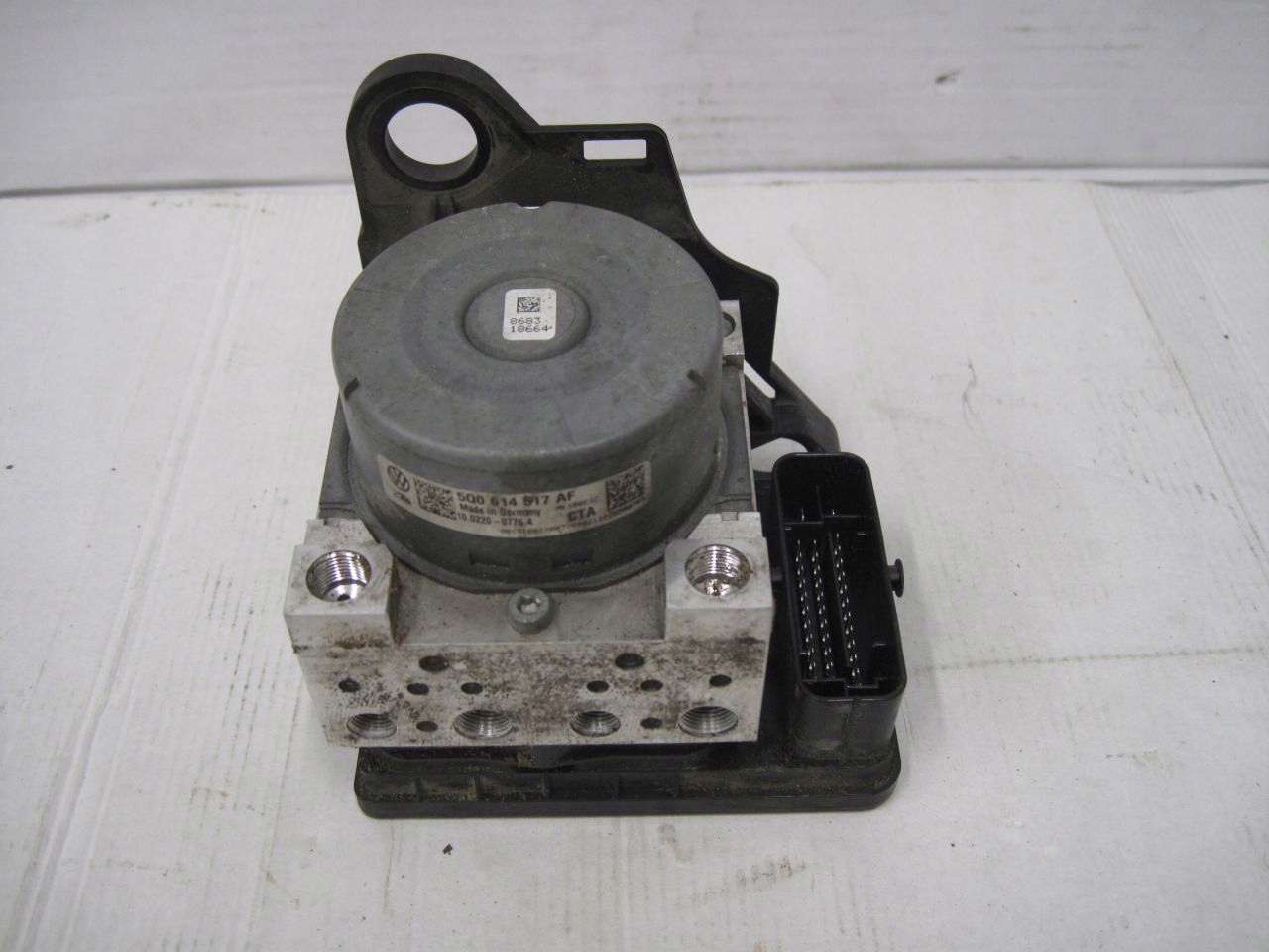 seat oe 5Q0614517AF