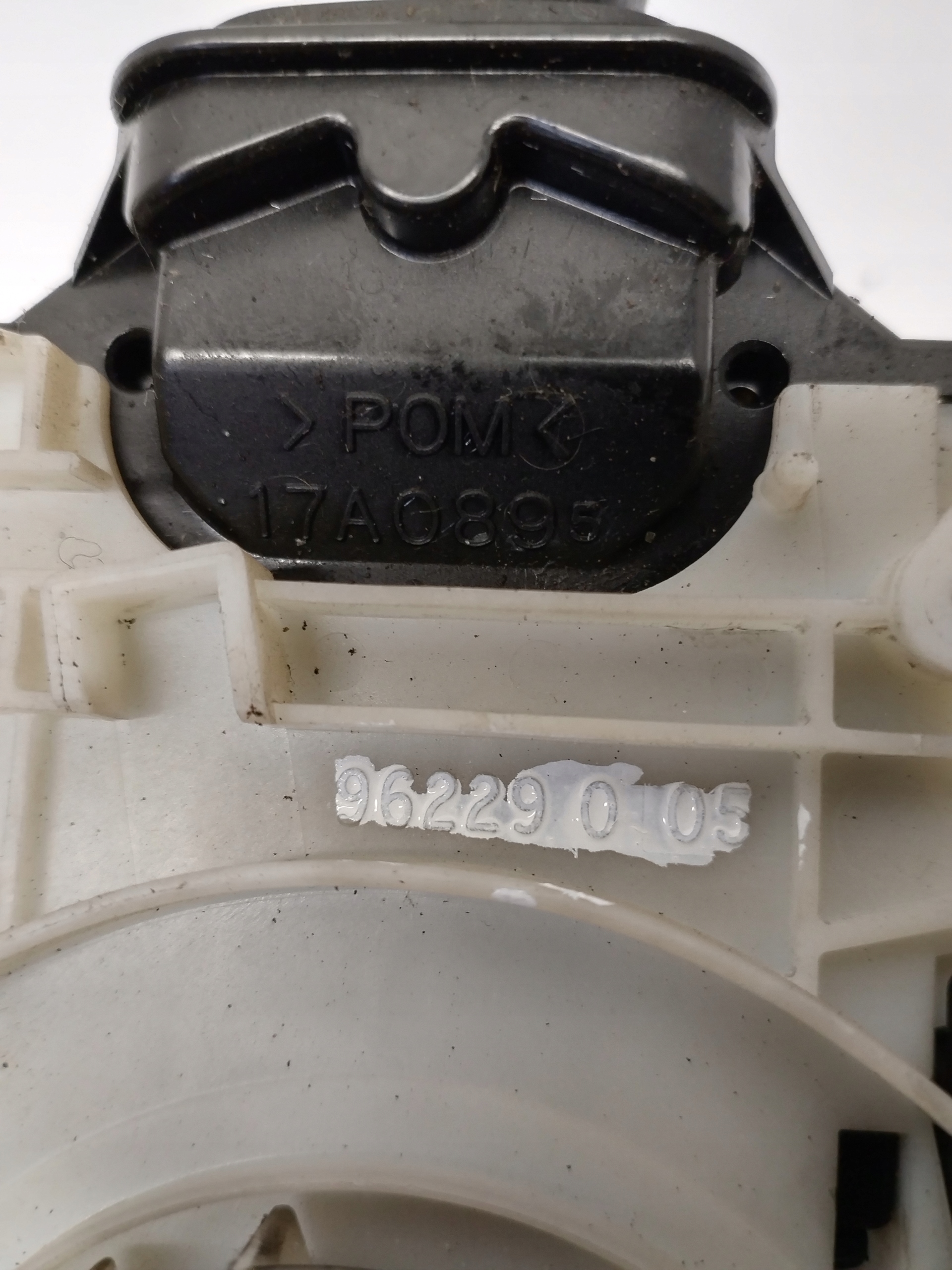 DEVIO LUCI TERGICRISTALLO TERGI pajak Toyota Avensi 96229005