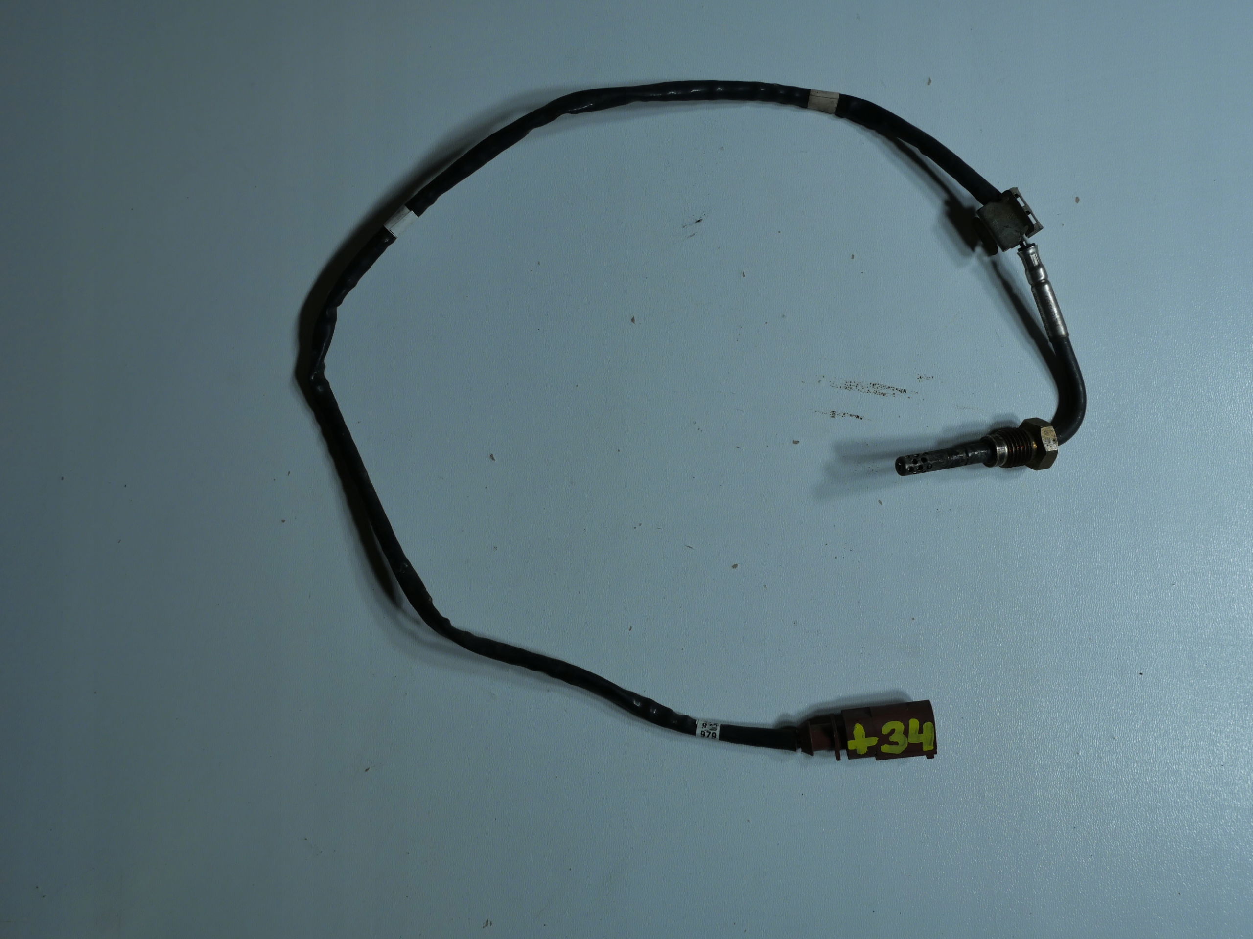 Sensor TEMPERATURY Gase VW SEAT SKODA 03L906088AJ